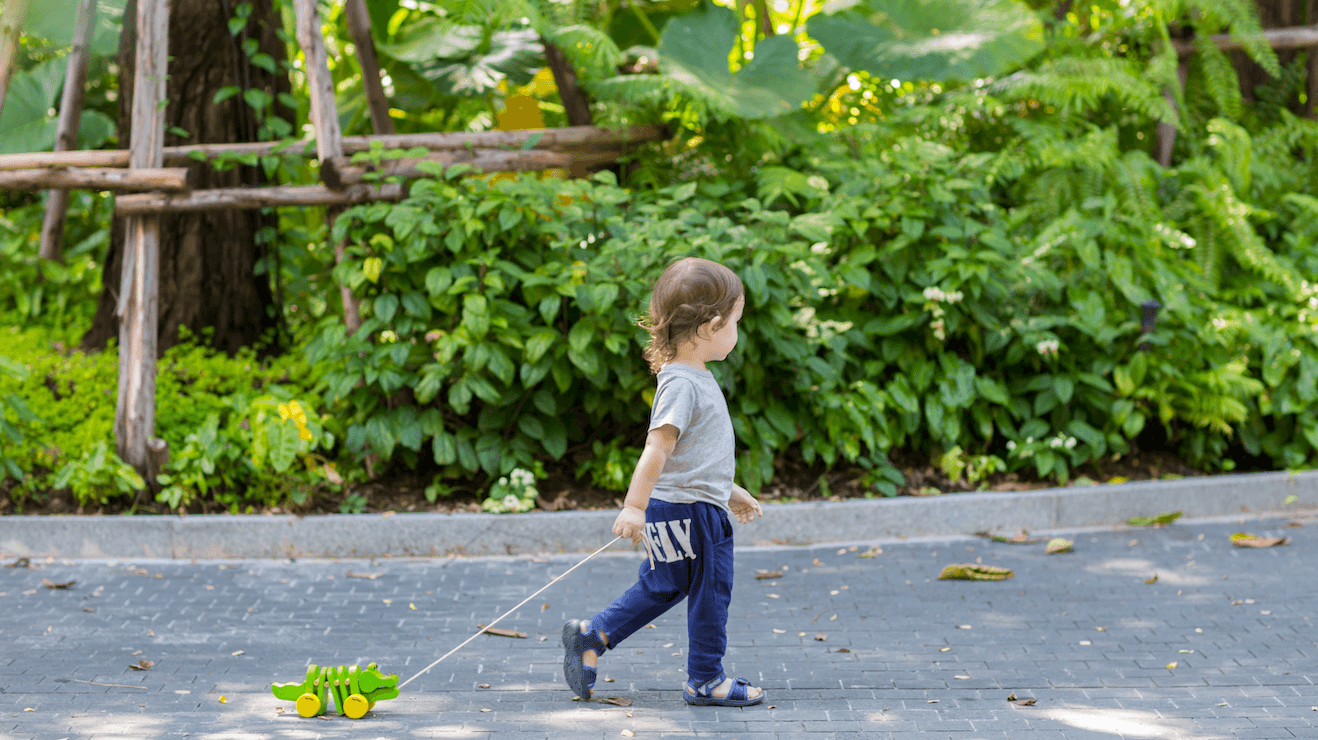 Outdoor Play Ideas - littleyoyo.ca