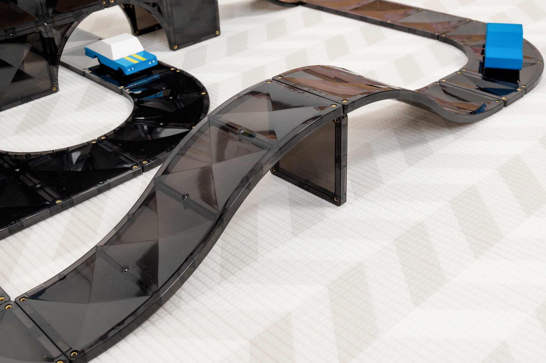 Connetix - Creative Roads Pack - 48 Piece Magnetic Tiles - Connetix - littleyoyo.ca