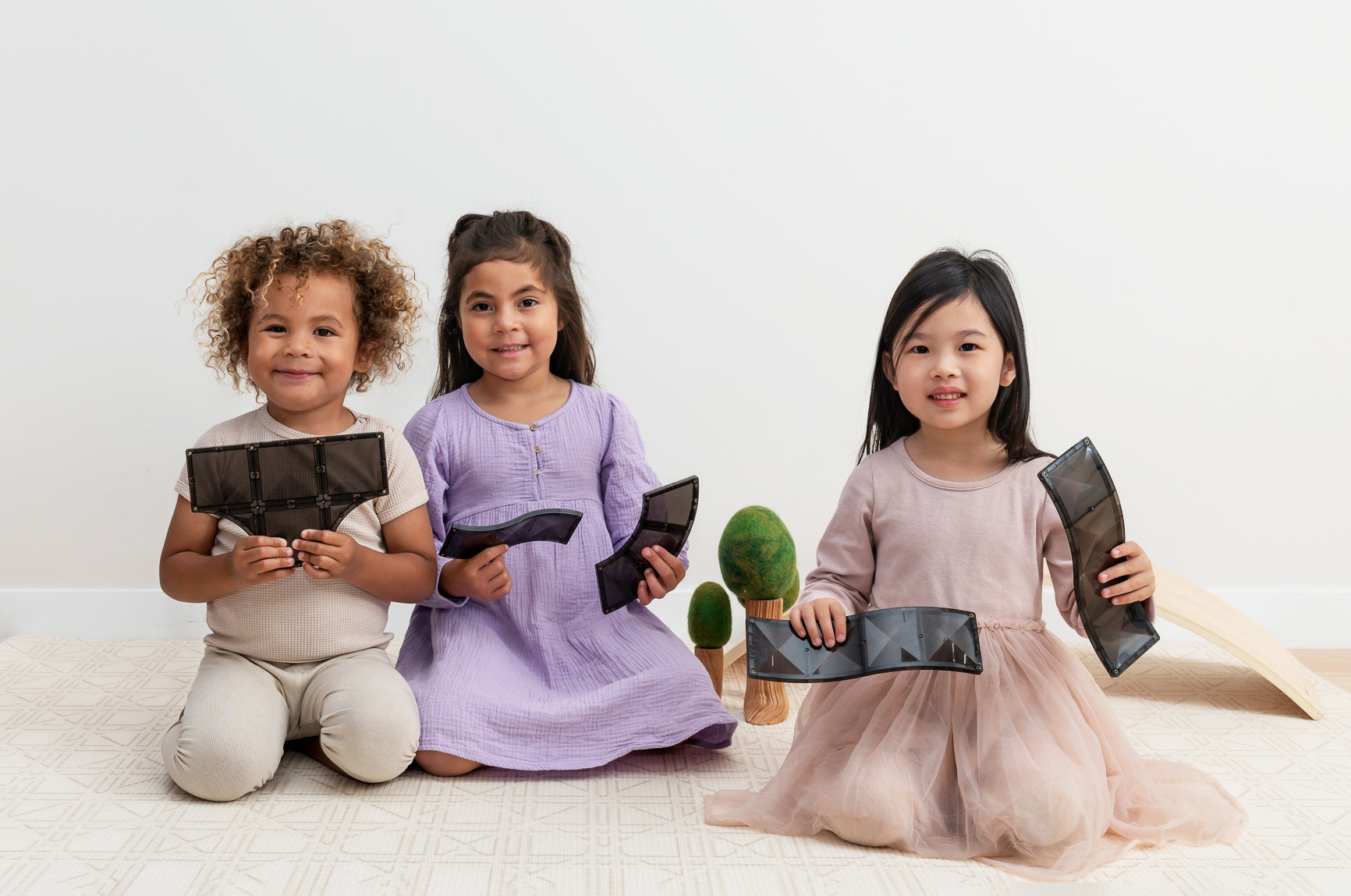 Connetix - Creative Roads Pack - 48 Piece Magnetic Tiles - Connetix - littleyoyo.ca