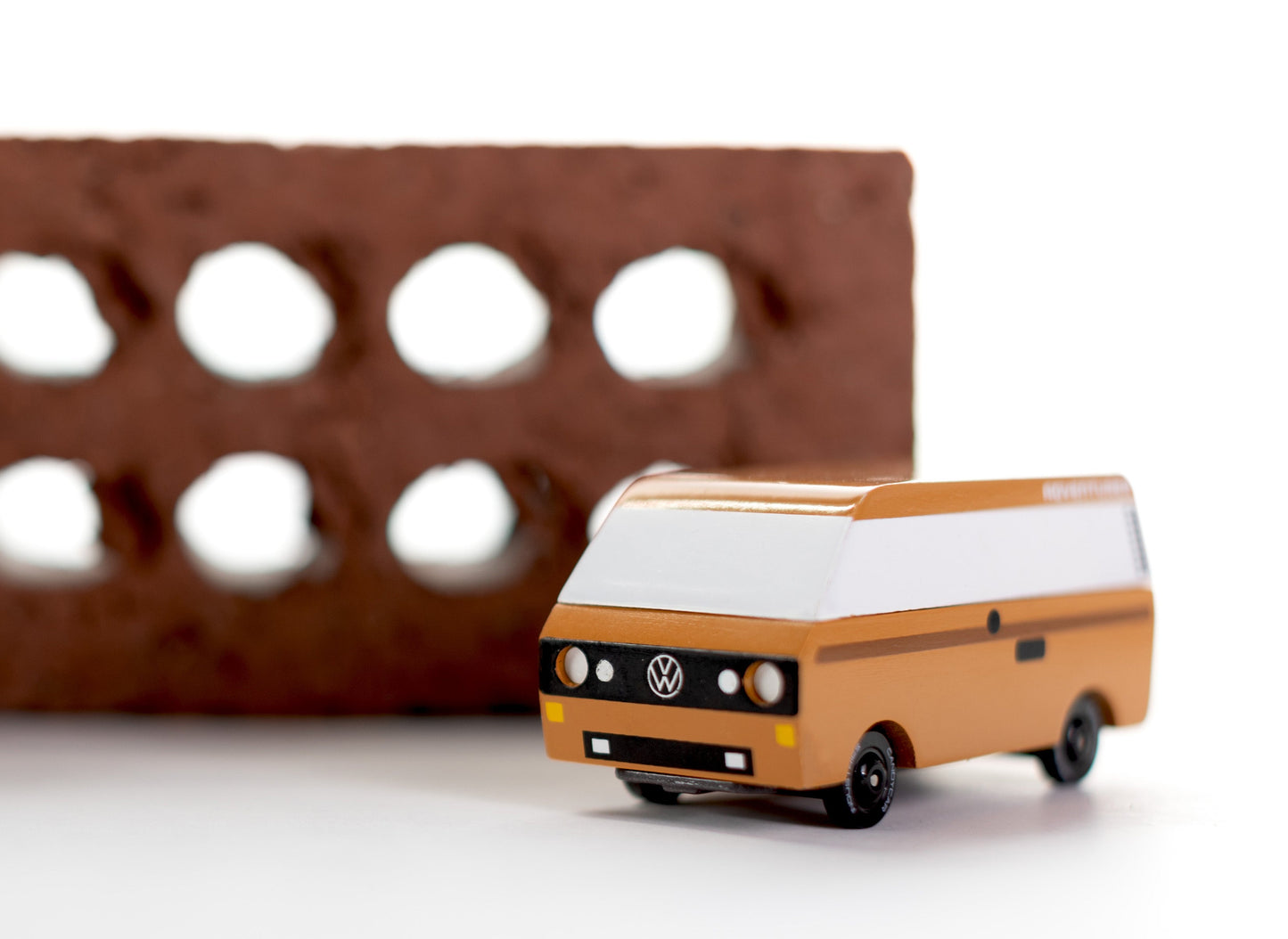 Candylab - Candyvan VW Brown Adventurer