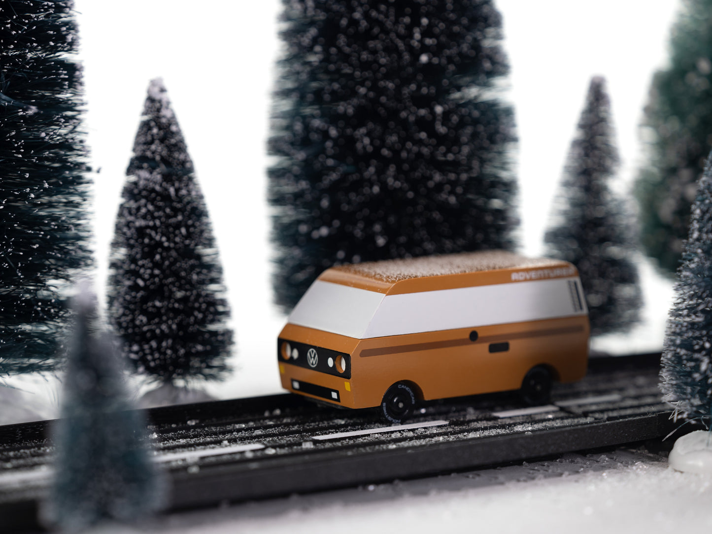 Candylab - Candyvan VW Brown Adventurer