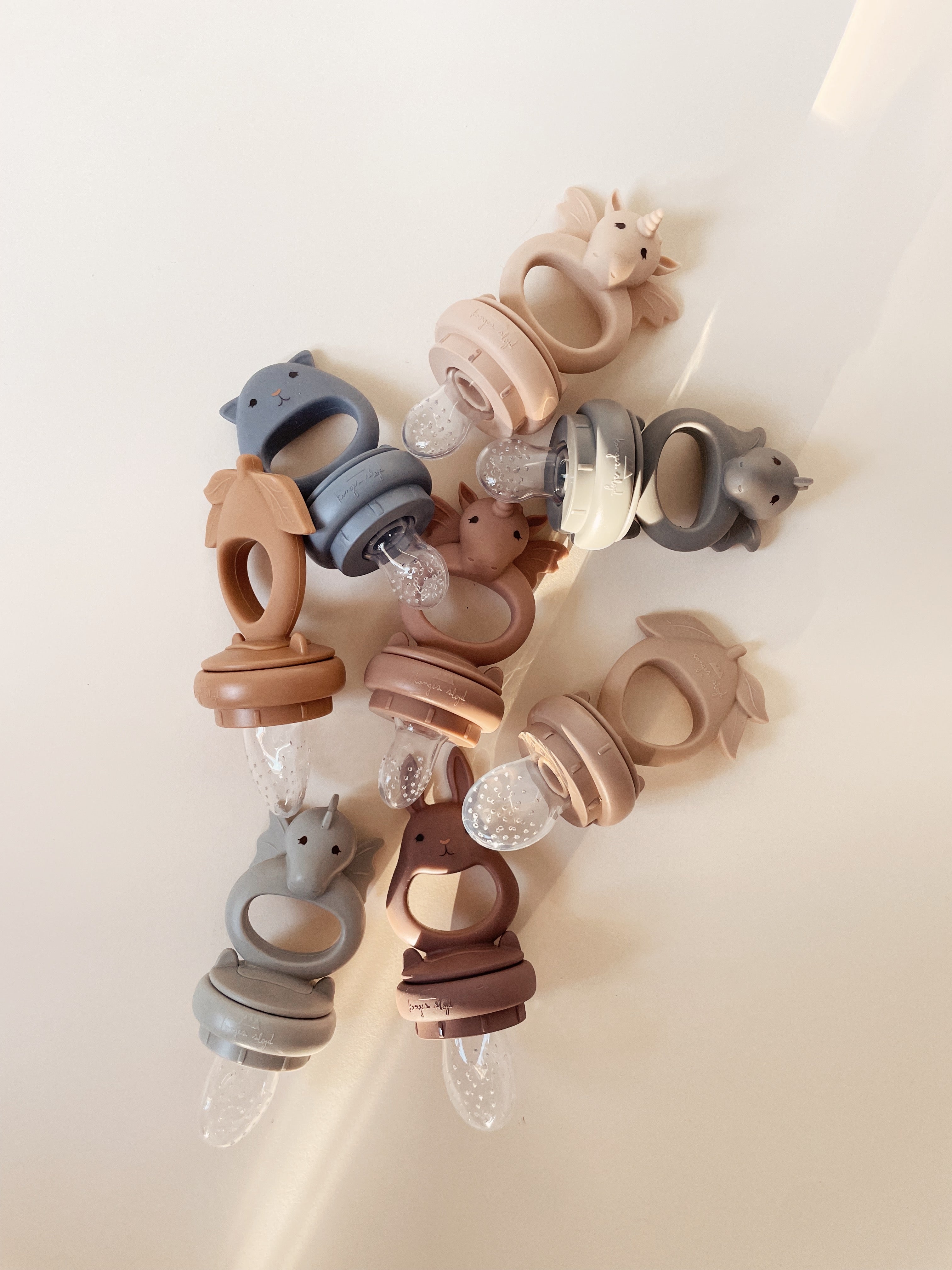 Konges Slojd - Silicon Fruit Feeding Pacifier - Konges Slojd - littleyoyo.ca