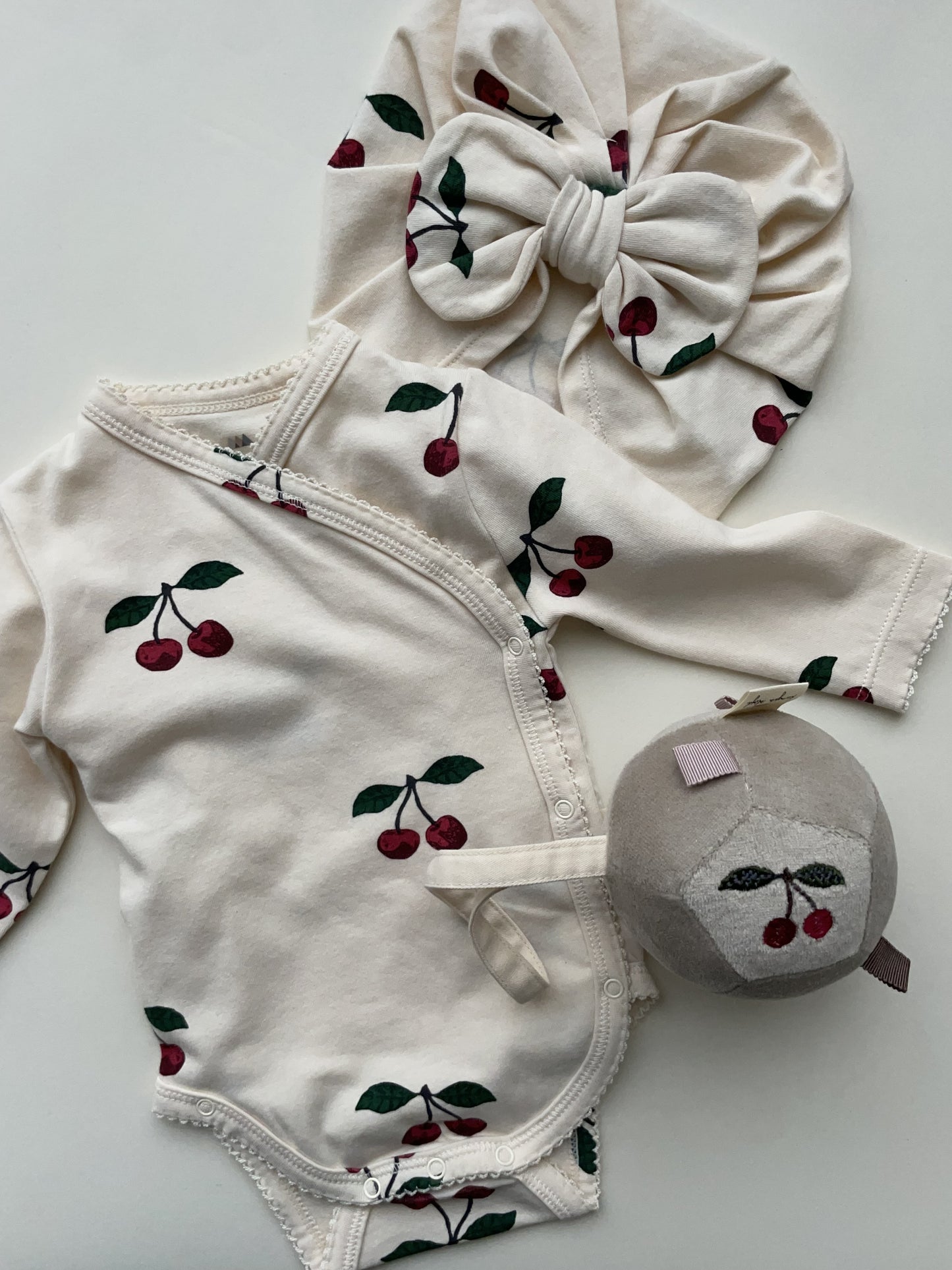 Konges Slojd - Organic Cotton Newborn Bodysuit - Ma Grande Cerise
