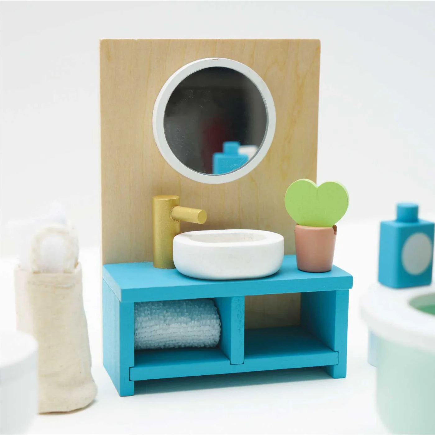Le Toy Van - Wooden Dolls house Bathroom Furniture - Le Toy Van - littleyoyo.ca