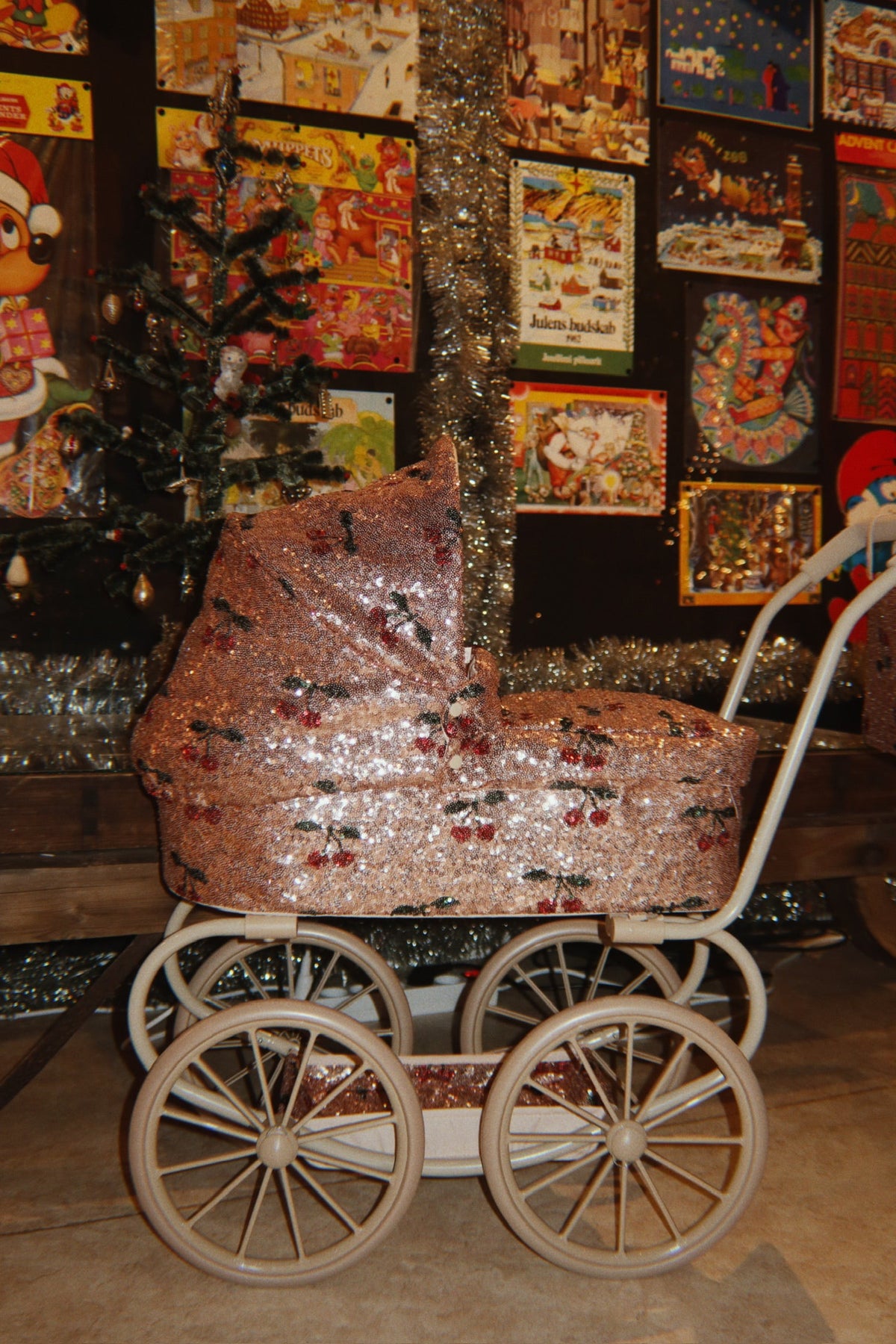 Konges Slojd Sparkly Minnie Doll Pram - Cherry Sequin