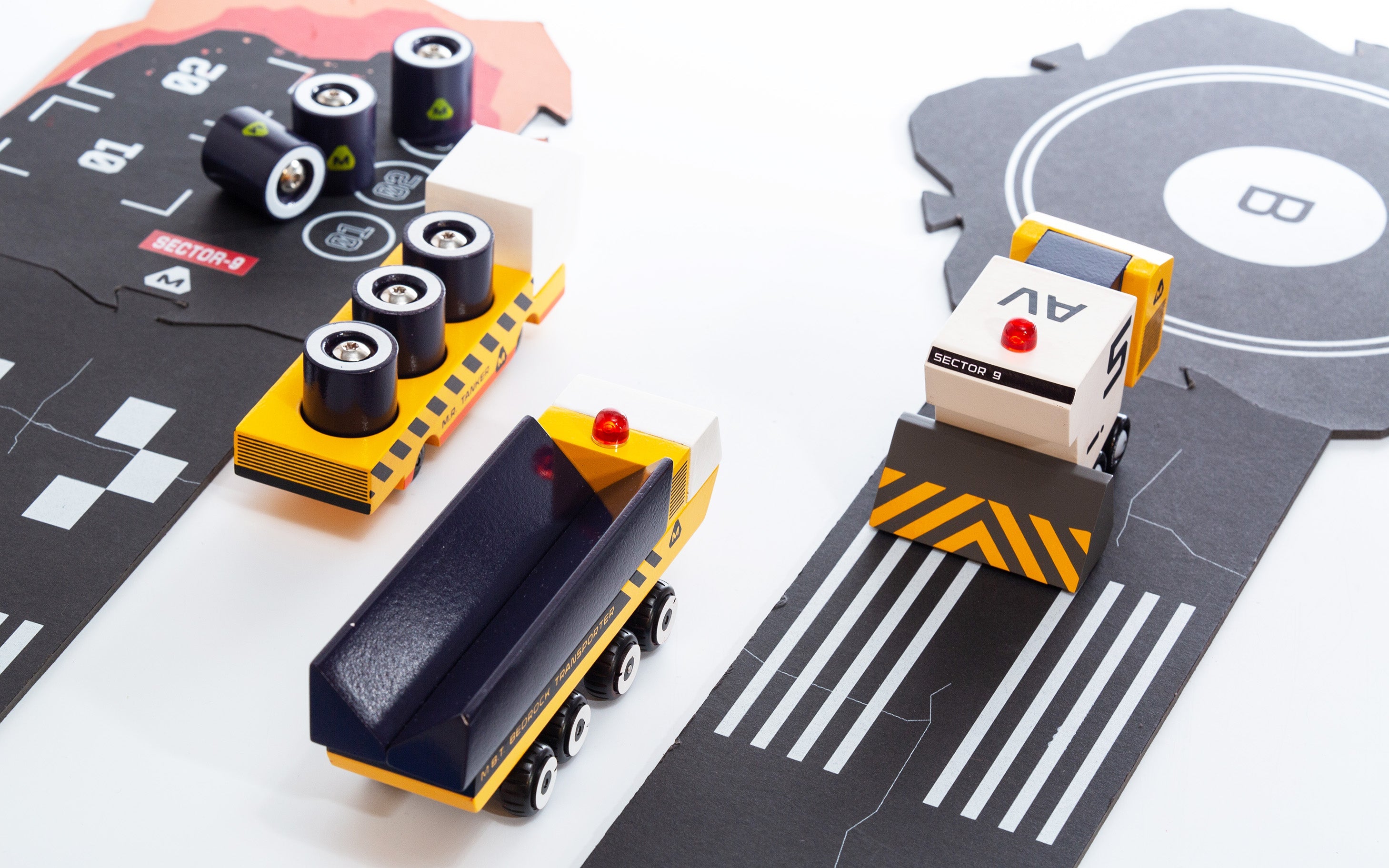 Candylab - M.A.R.G.E. Sect 9 Set - Candylab - littleyoyo.ca