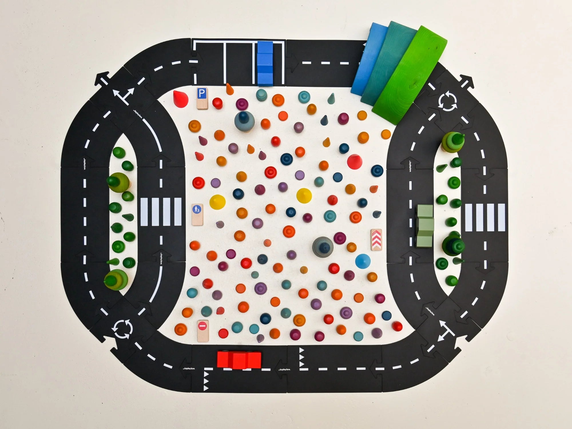 Waytoplay - Highway Set With Car - Waytoplay - littleyoyo.ca