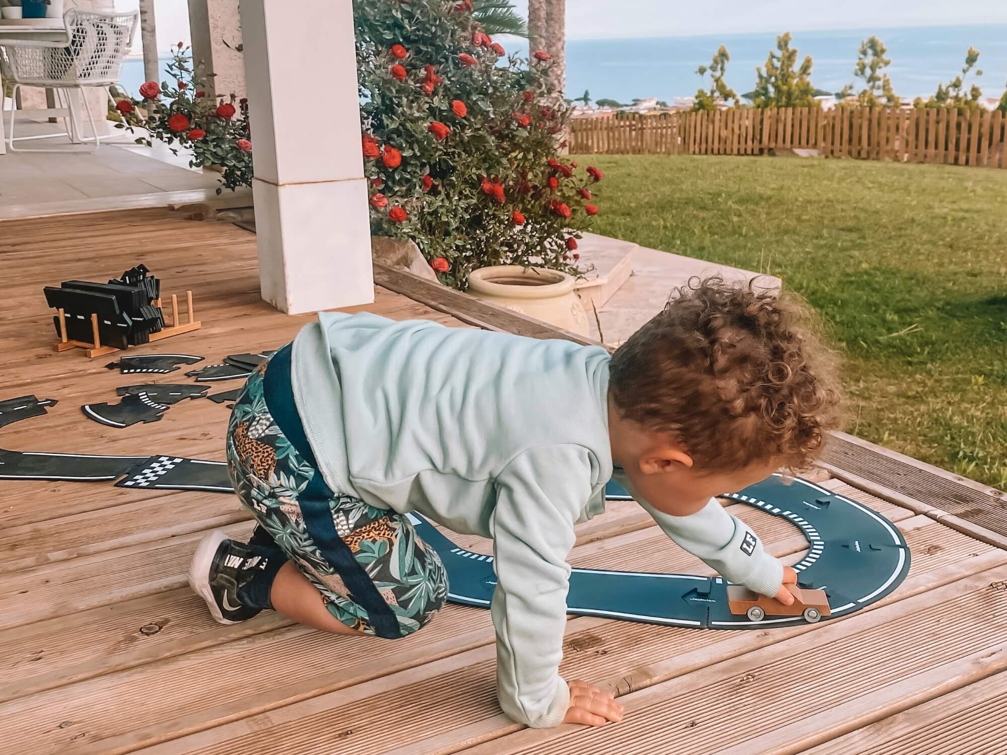 Waytoplay - Grand Prix - 24 Pieces - Waytoplay - littleyoyo.ca