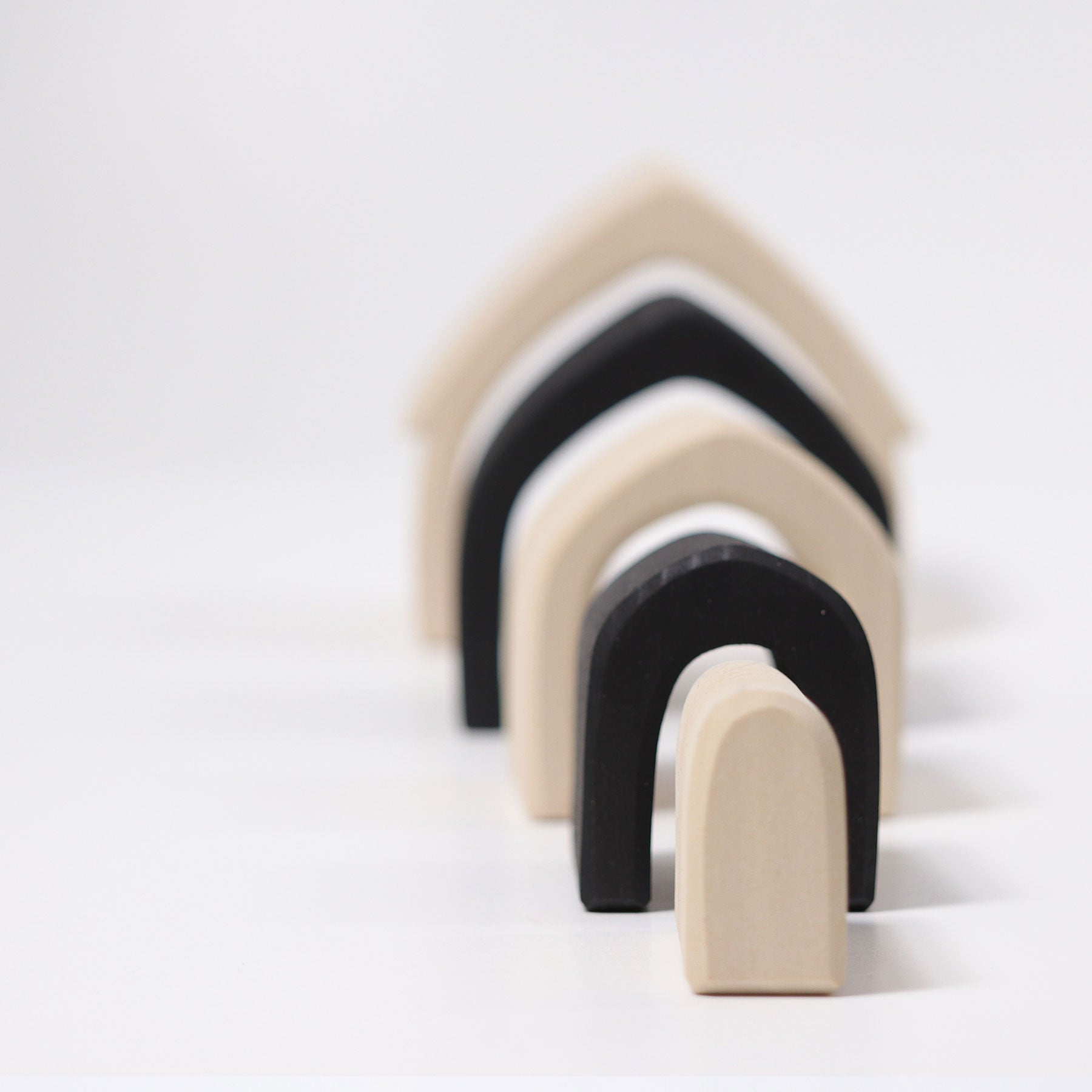 Grimm's - House - Monochrome - Grimm's - littleyoyo.ca