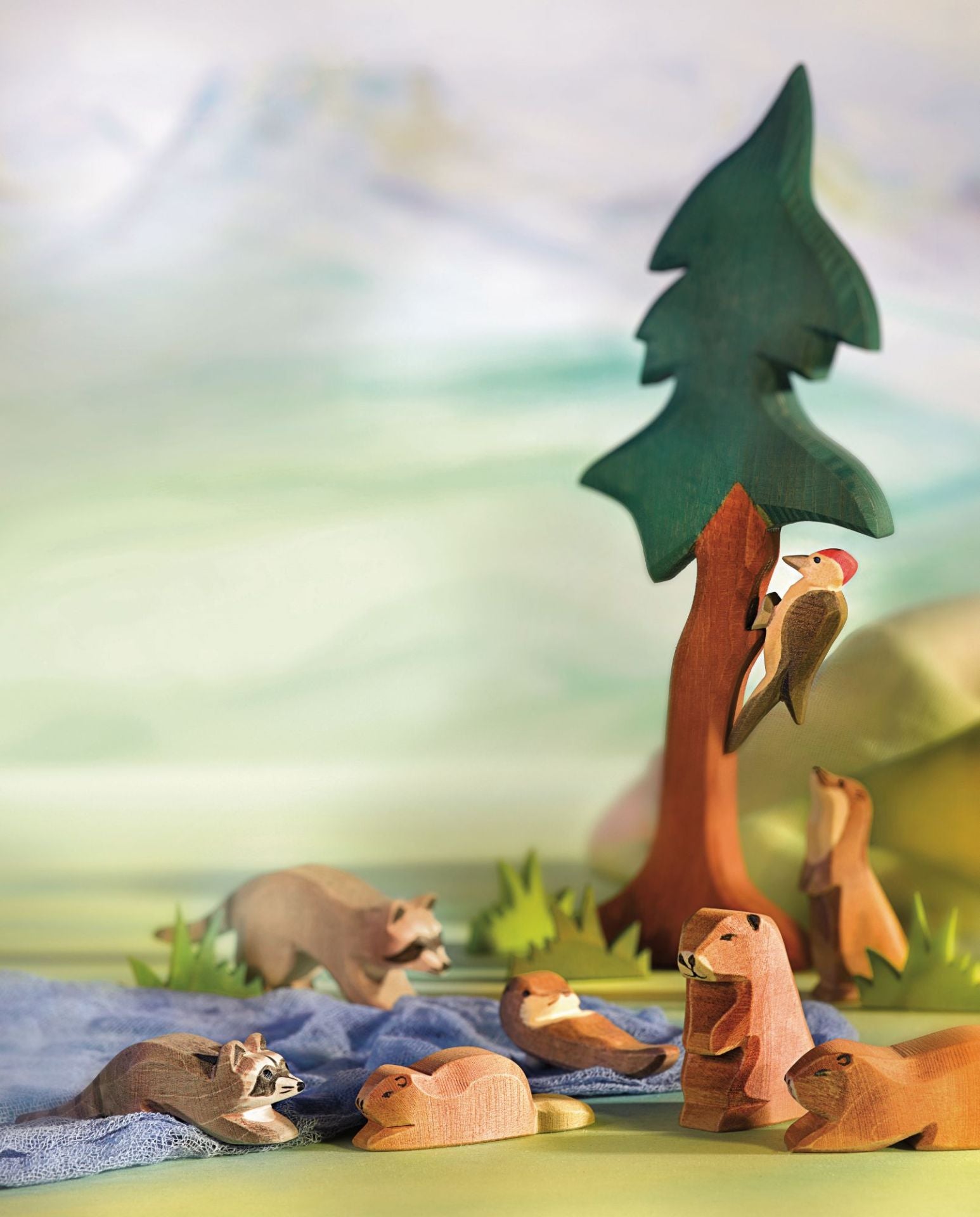 Ostheimer - Beaver Sitting - Ostheimer - littleyoyo.ca