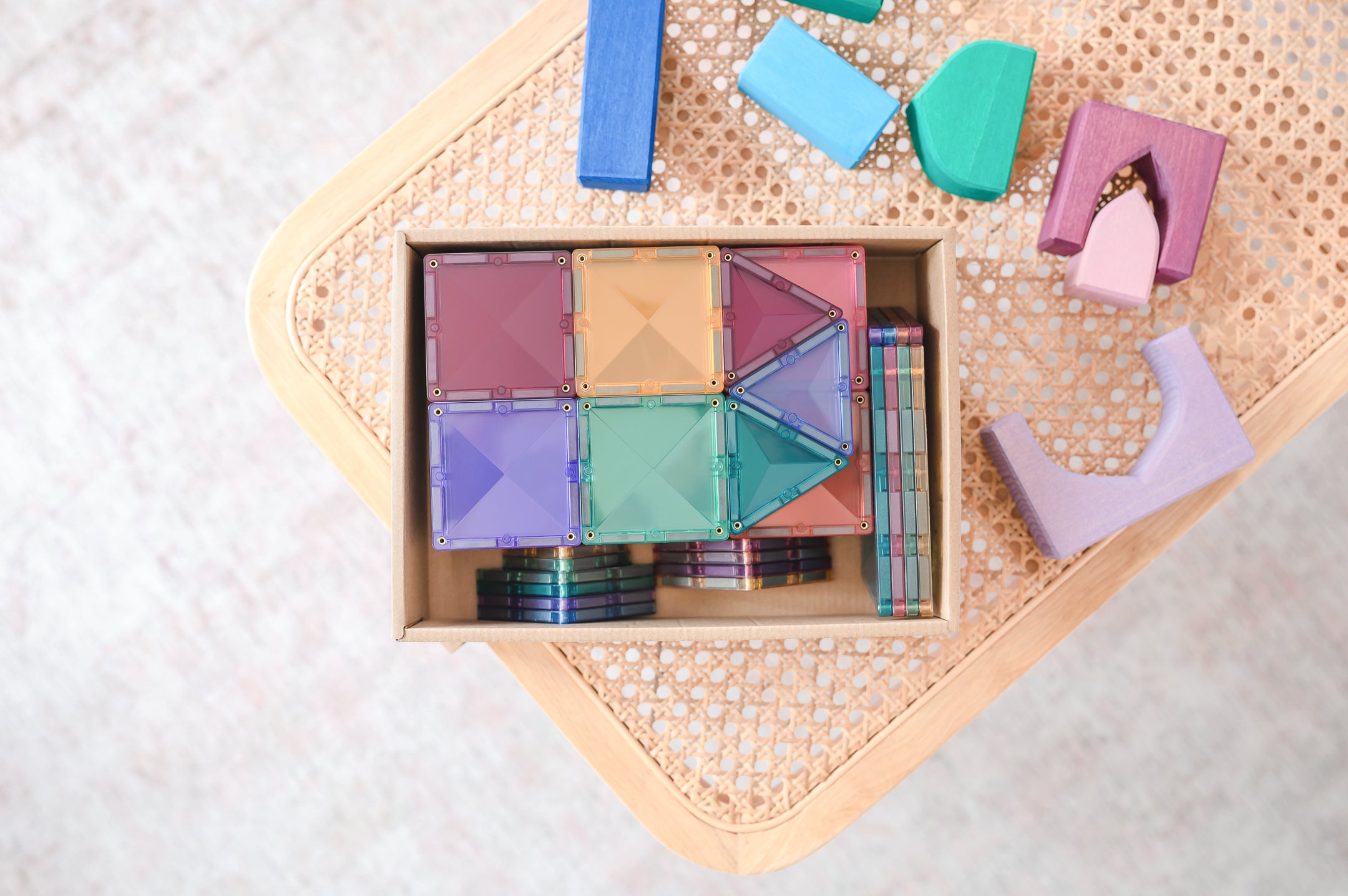 Connetix - Pastel Starter Pack - 64 Piece Magnetic Tiles - Connetix - littleyoyo.ca