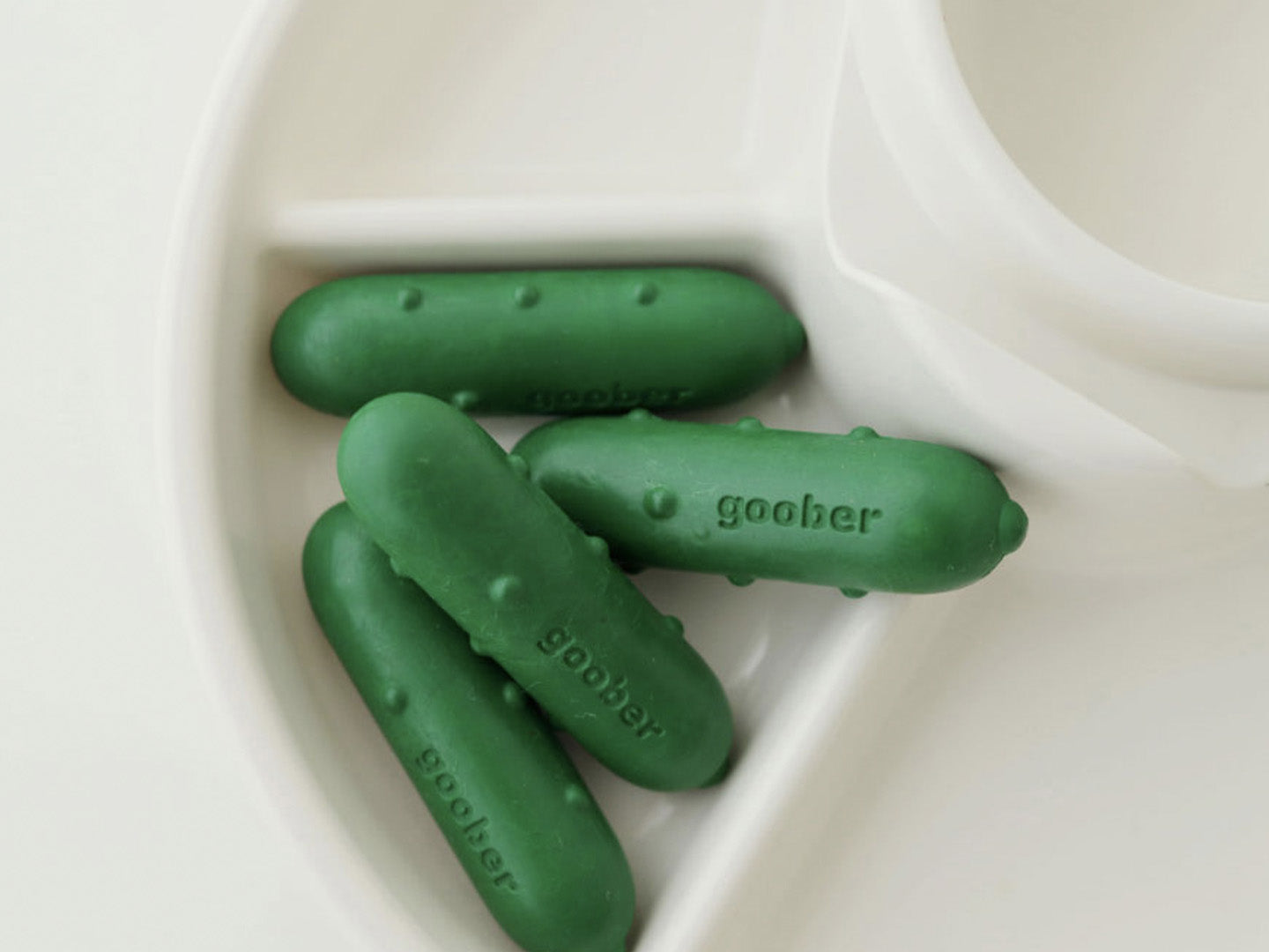 Goober - Farm Crayons - Goober - littleyoyo.ca