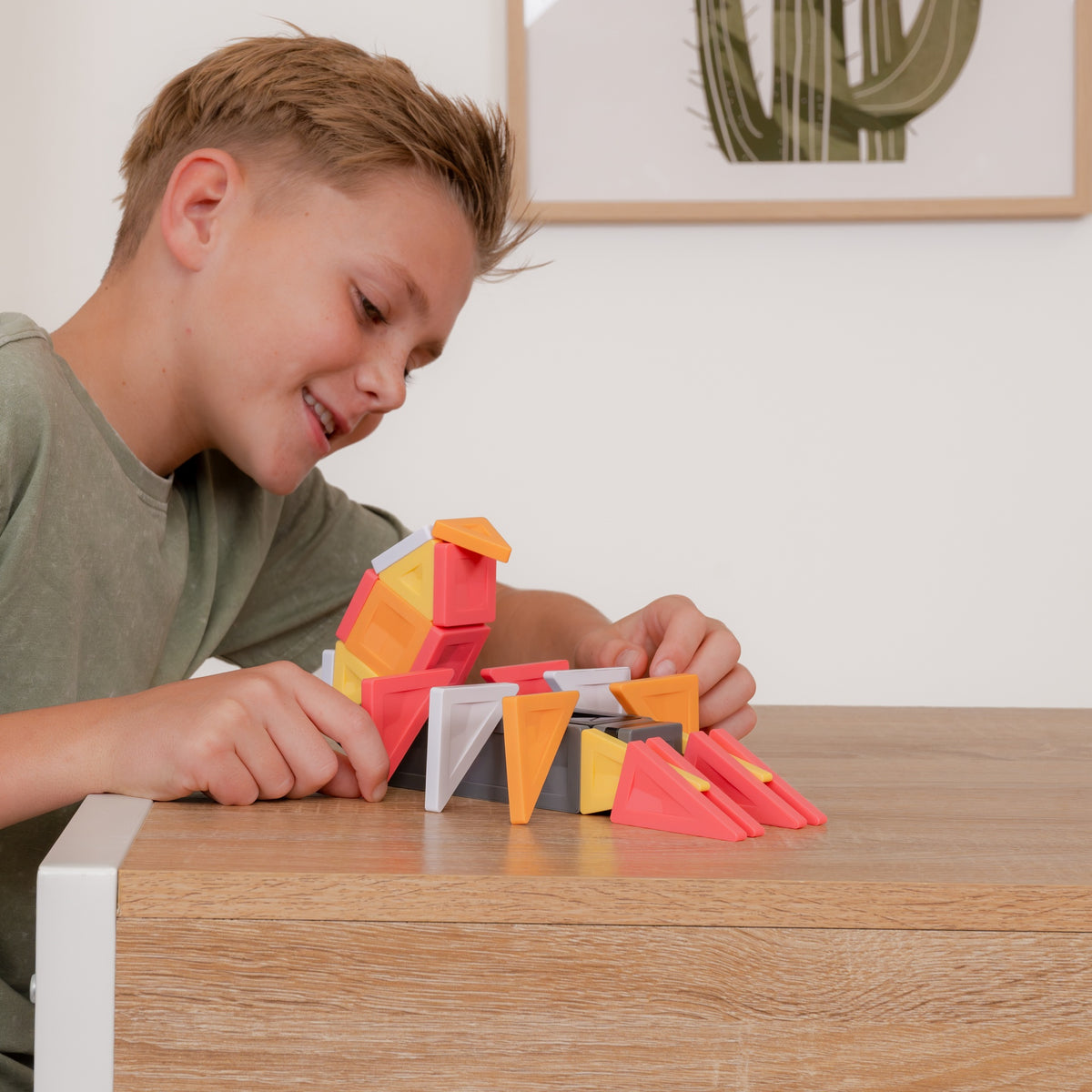 Child building with Connetix PRO Creatures Pack
