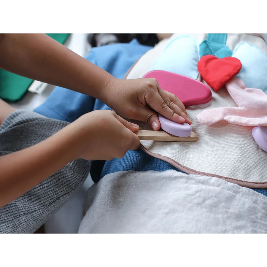 PlanToys - Surgeon Play Set - PlanToys - littleyoyo.ca