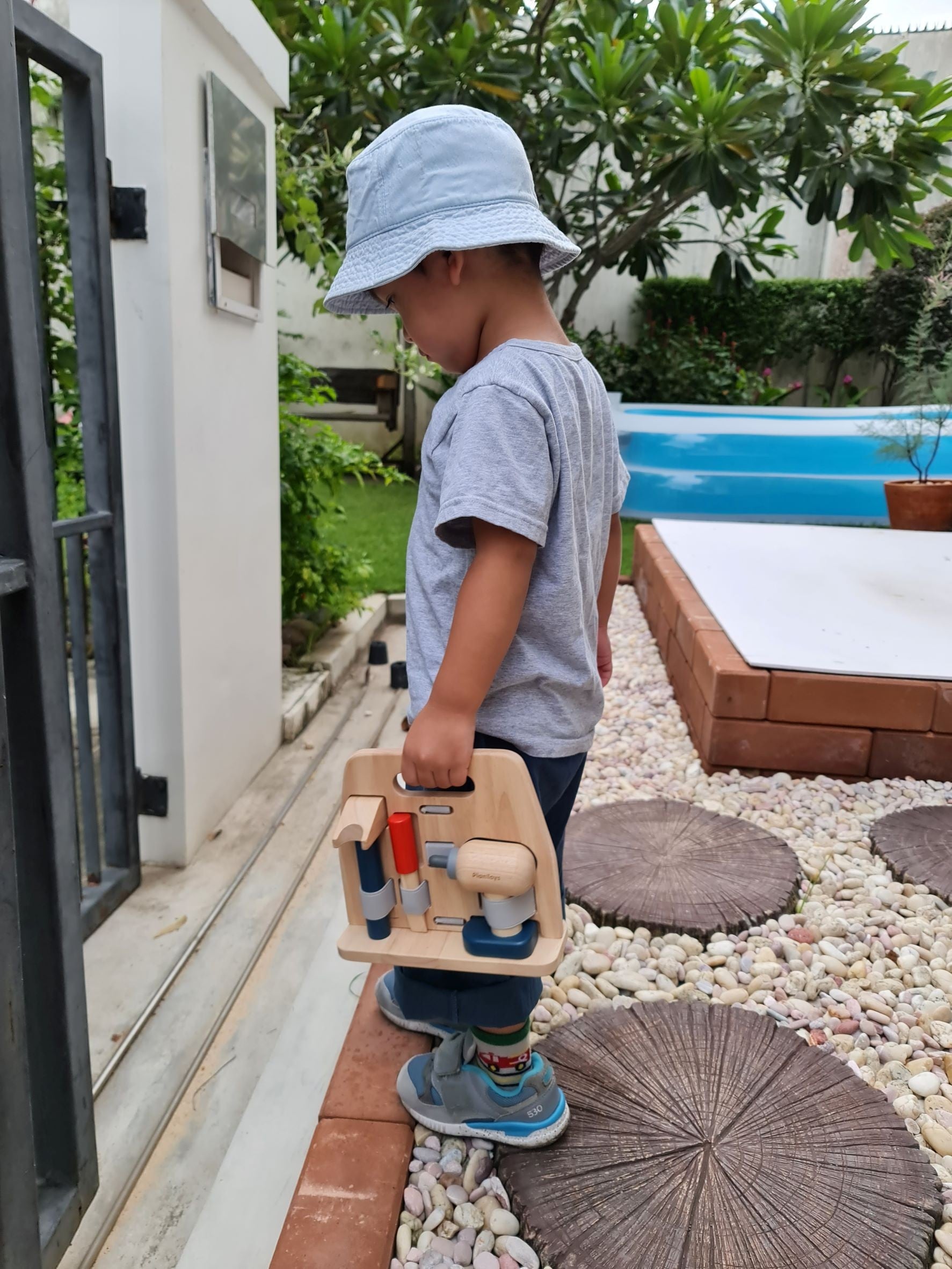 PlanToys - Handy Carpenter Set - PlanToys - littleyoyo.ca