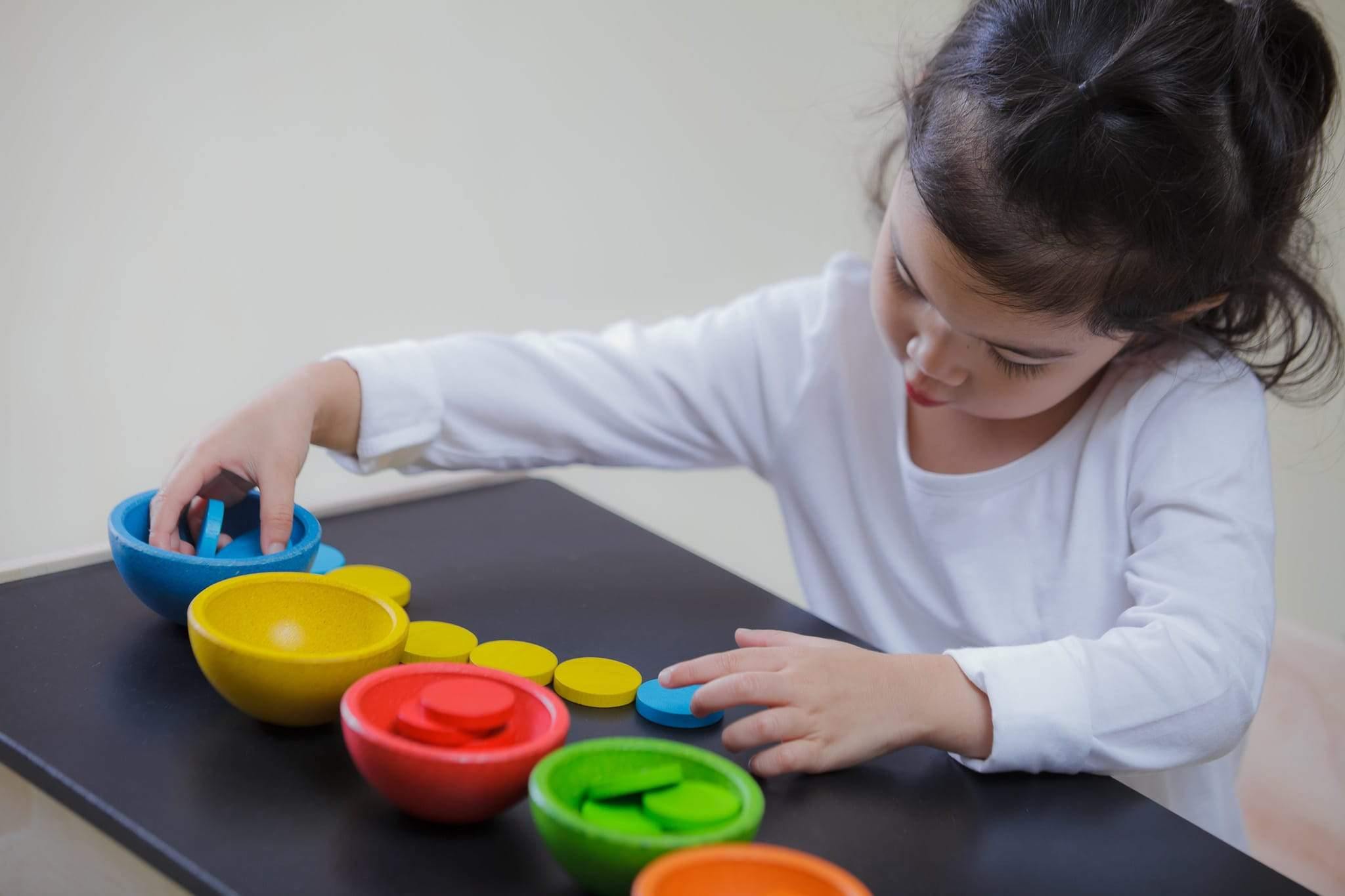 PlanToys - Sort & Count Cups - PlanToys - littleyoyo.ca