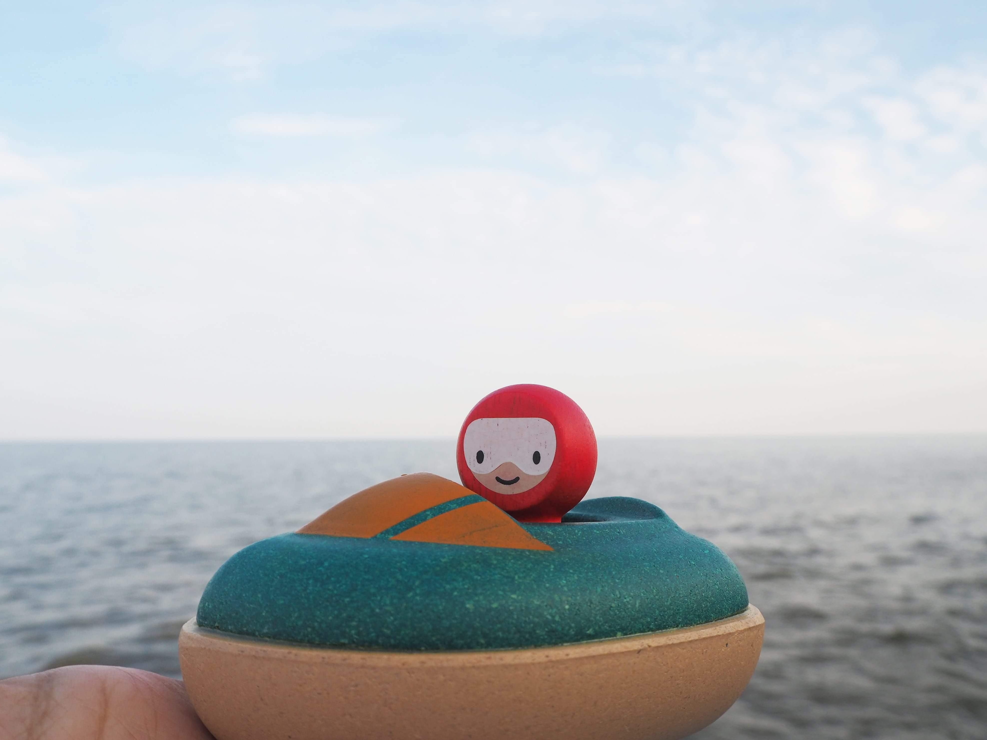 PlanToys - Speed Boat - PlanToys - littleyoyo.ca