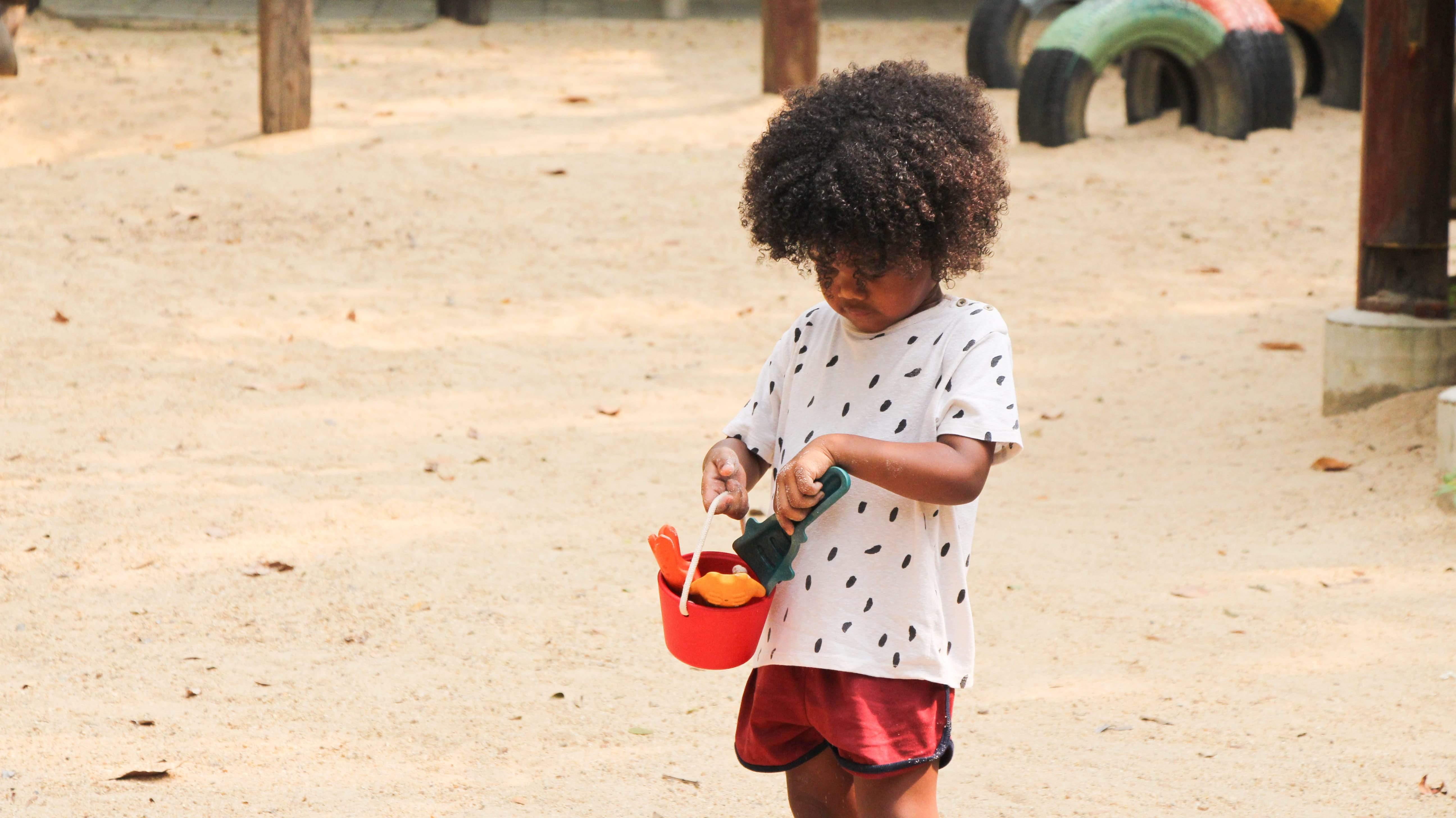 PlanToys - Sand Play Set - PlanToys - littleyoyo.ca
