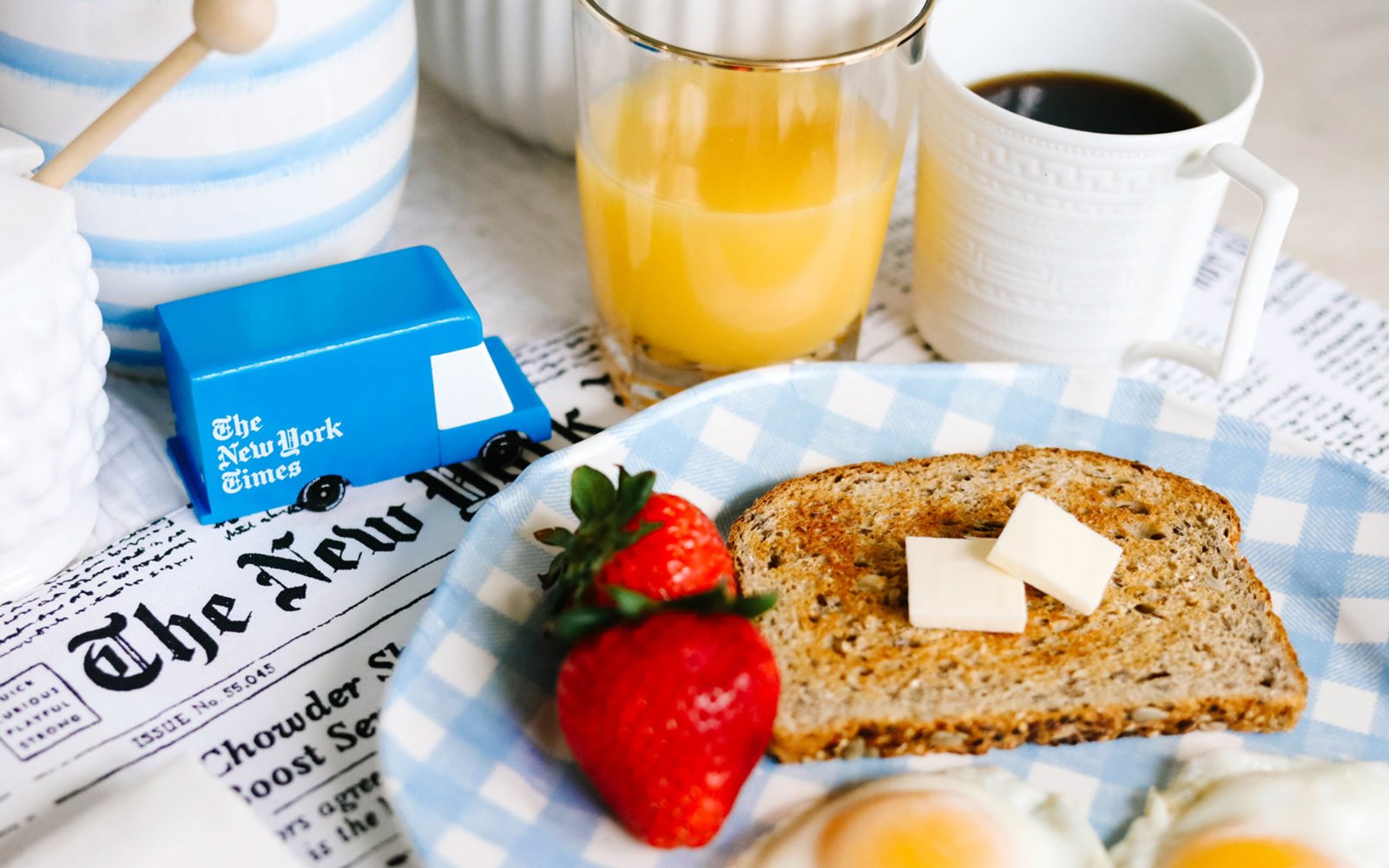 Candylab - Candyvan NYT Delivery Van - Candylab - littleyoyo.ca