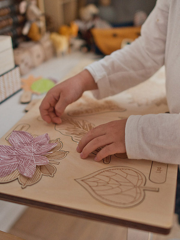 Stuka Puka - What Has Fallen From The Tree Wooden Puzzle - Stuka Puka - littleyoyo.ca