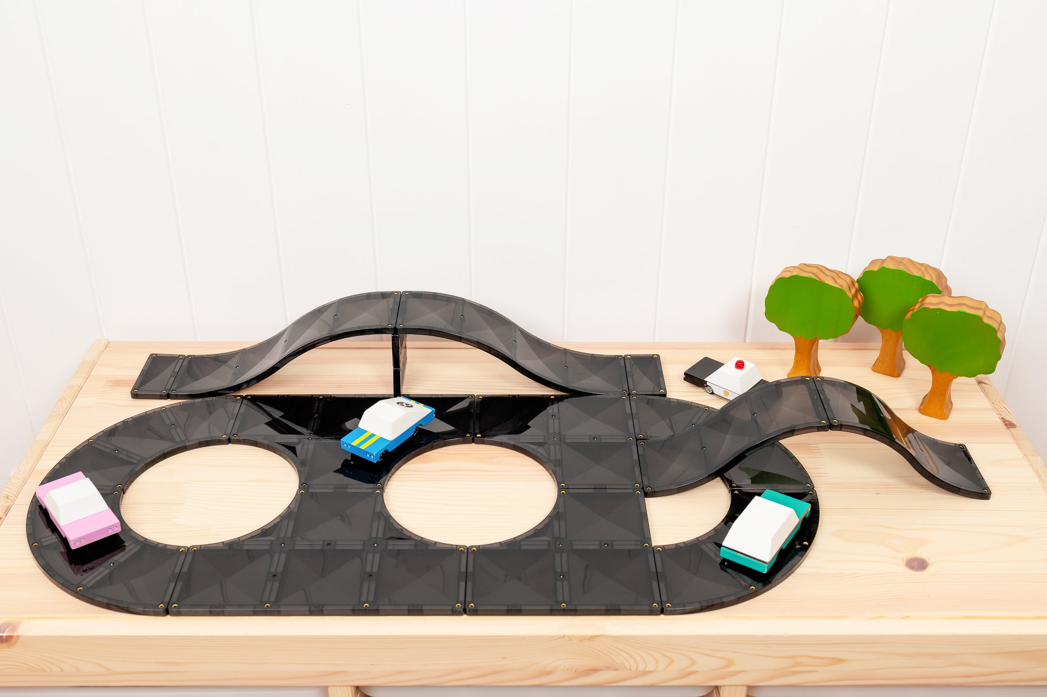Connetix - Ramps and Intersections Pack - 16 Piece Creative Roads Magnetic Tiles - Connetix - littleyoyo.ca