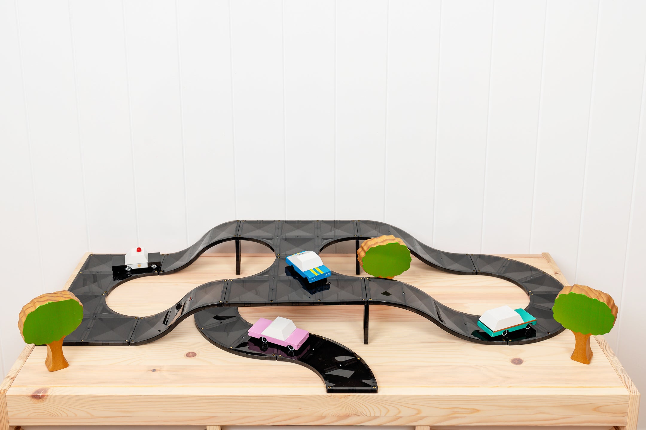 Connetix - Ramps and Intersections Pack - 16 Piece Creative Roads Magnetic Tiles - Connetix - littleyoyo.ca