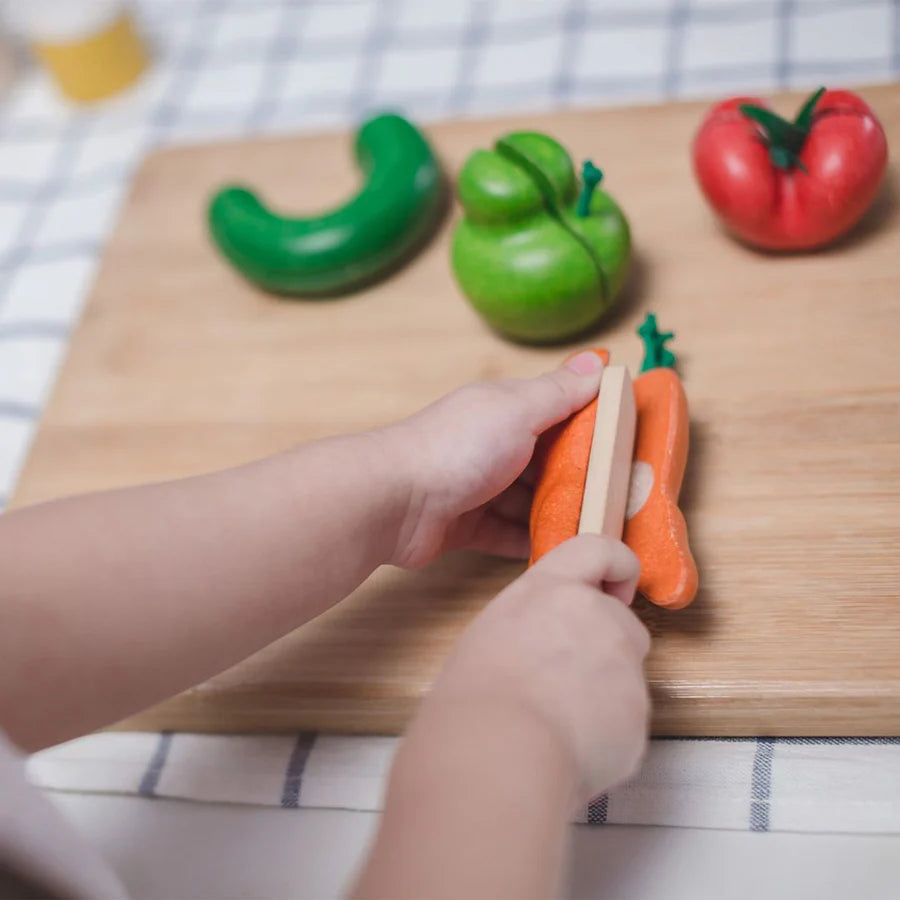 PlanToys - Wonky Fruit & Vegetables - PlanToys - littleyoyo.ca