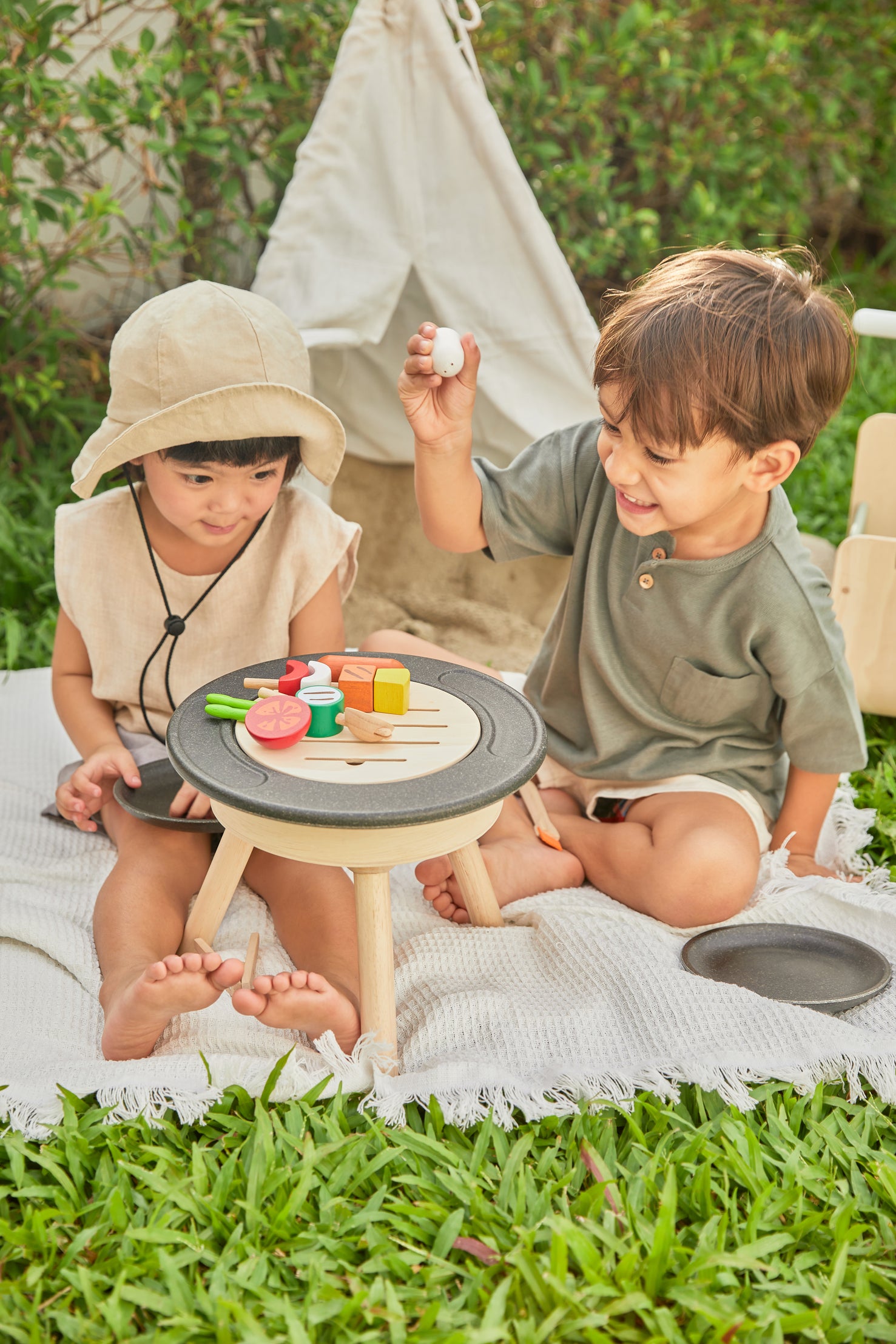 PlanToys - BBQ Playset - PlanToys - littleyoyo.ca