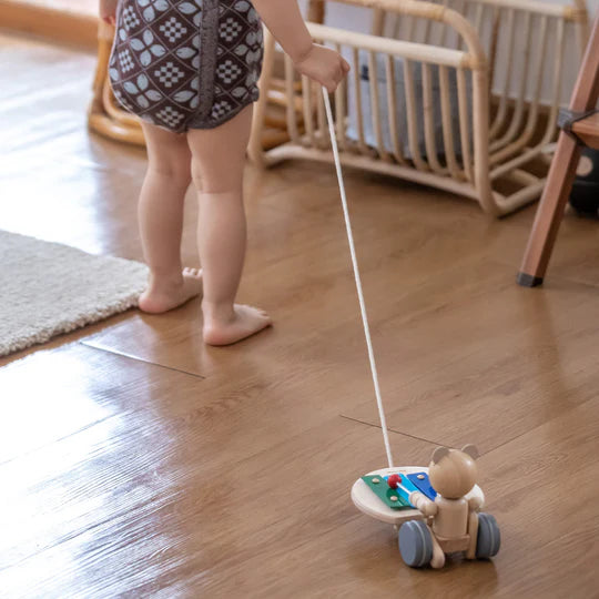 Plantoys - Pull Along Musical Bear - PlanToys - littleyoyo.ca