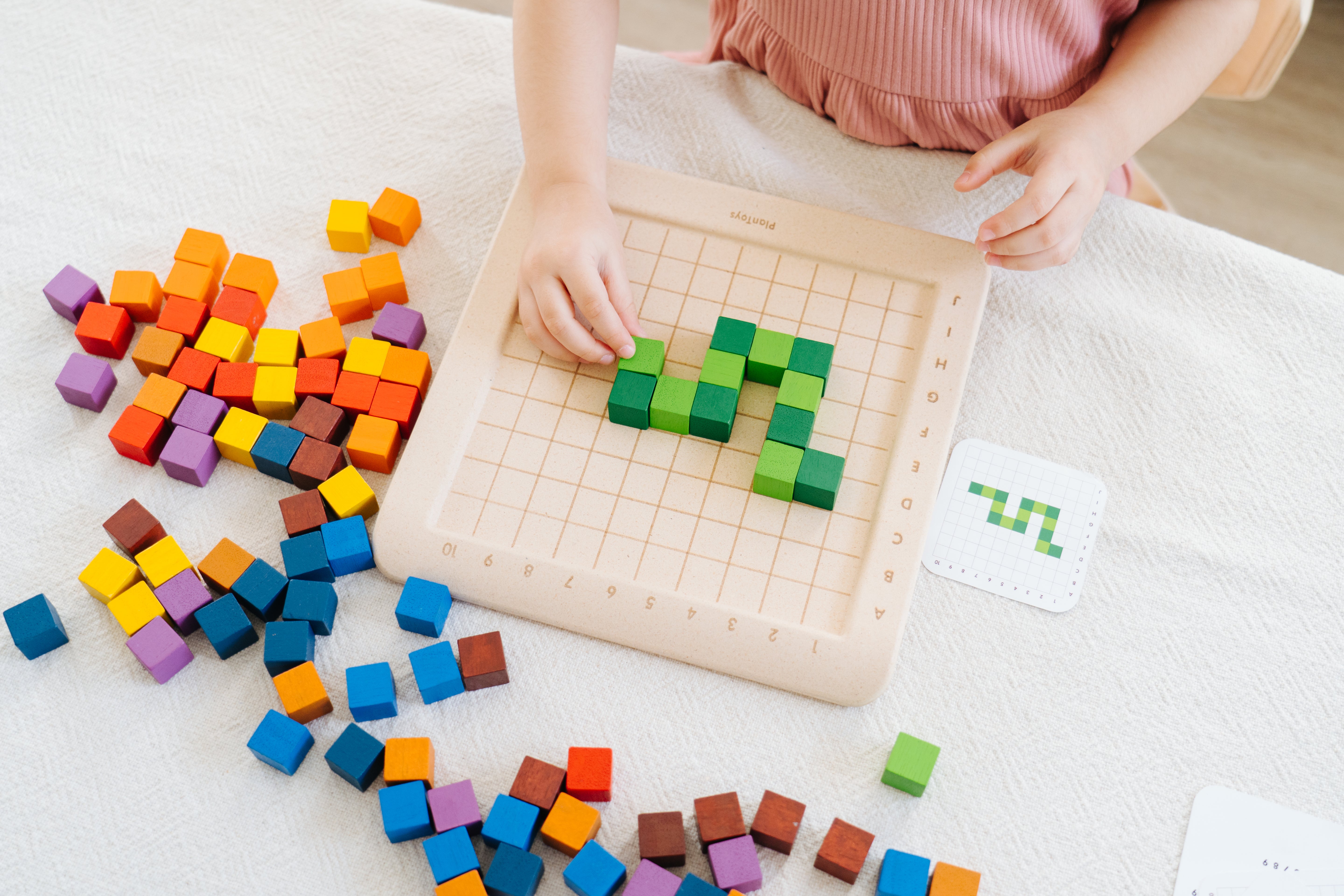 PlanToys - 100 Counting Cubes - Unit Plus - PlanToys - littleyoyo.ca