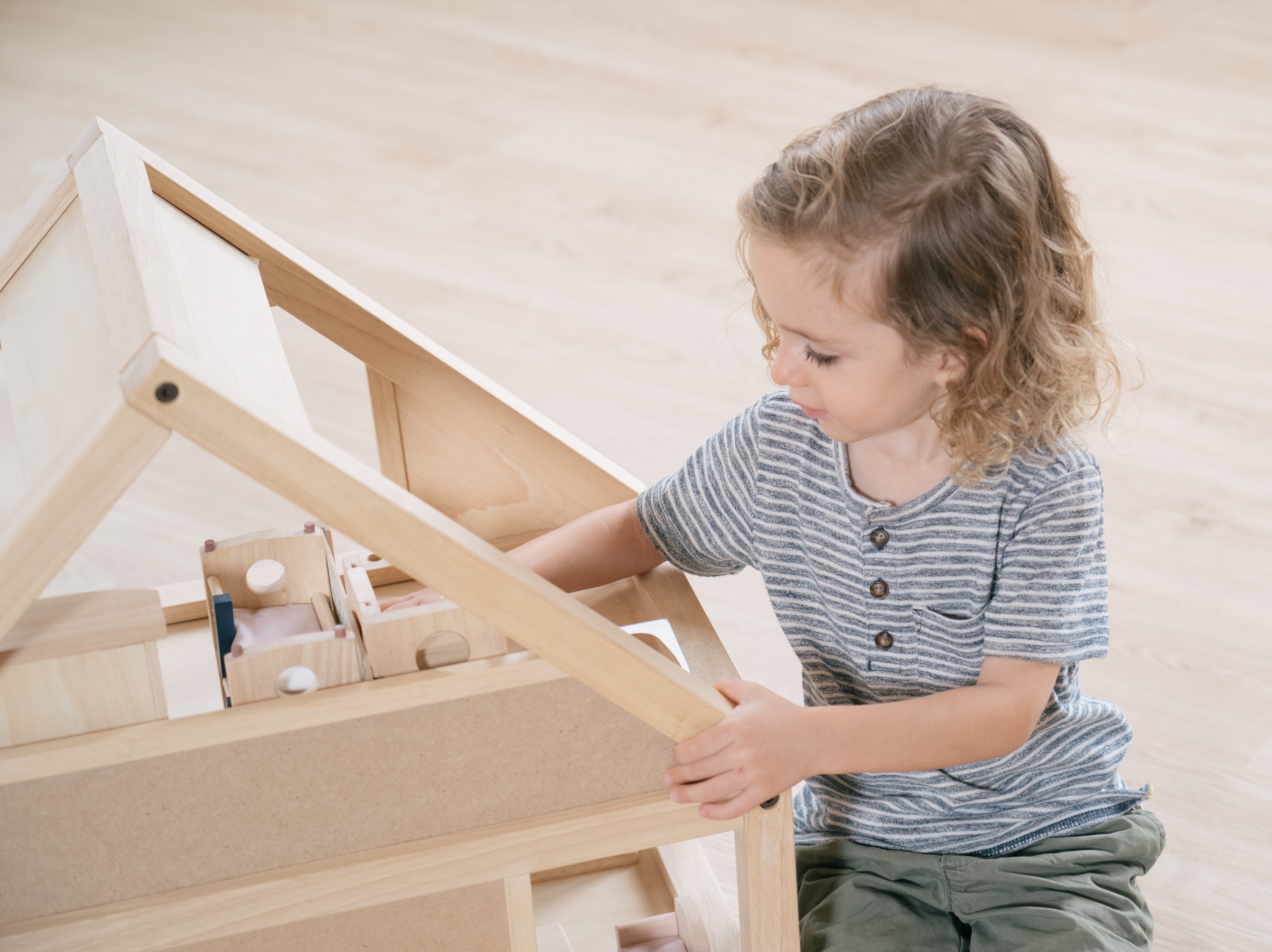 PlanToys - My First Dollhouse - PlanToys - littleyoyo.ca