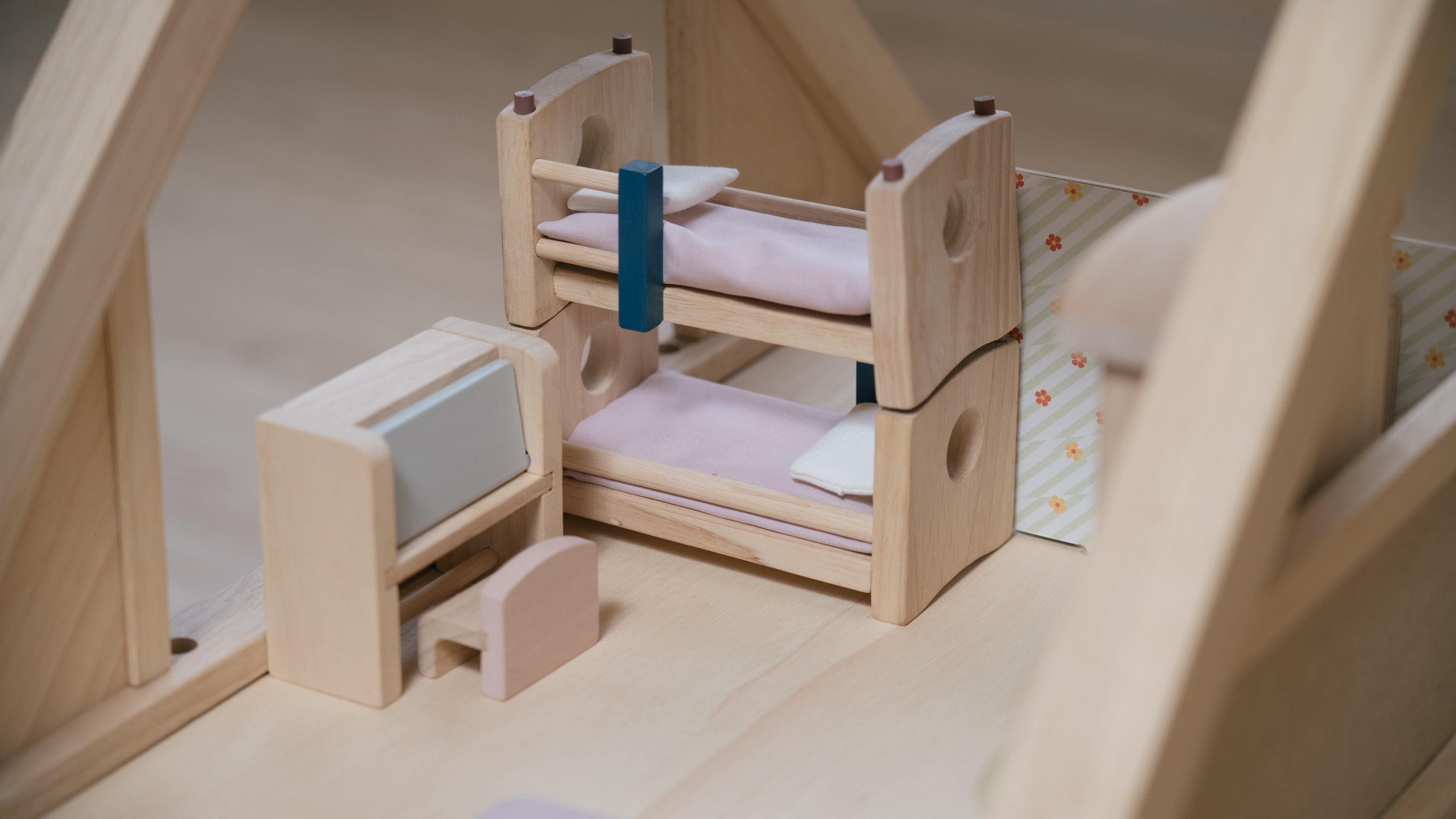 PlanToys - Children's Room - Orchard - PlanToys - littleyoyo.ca