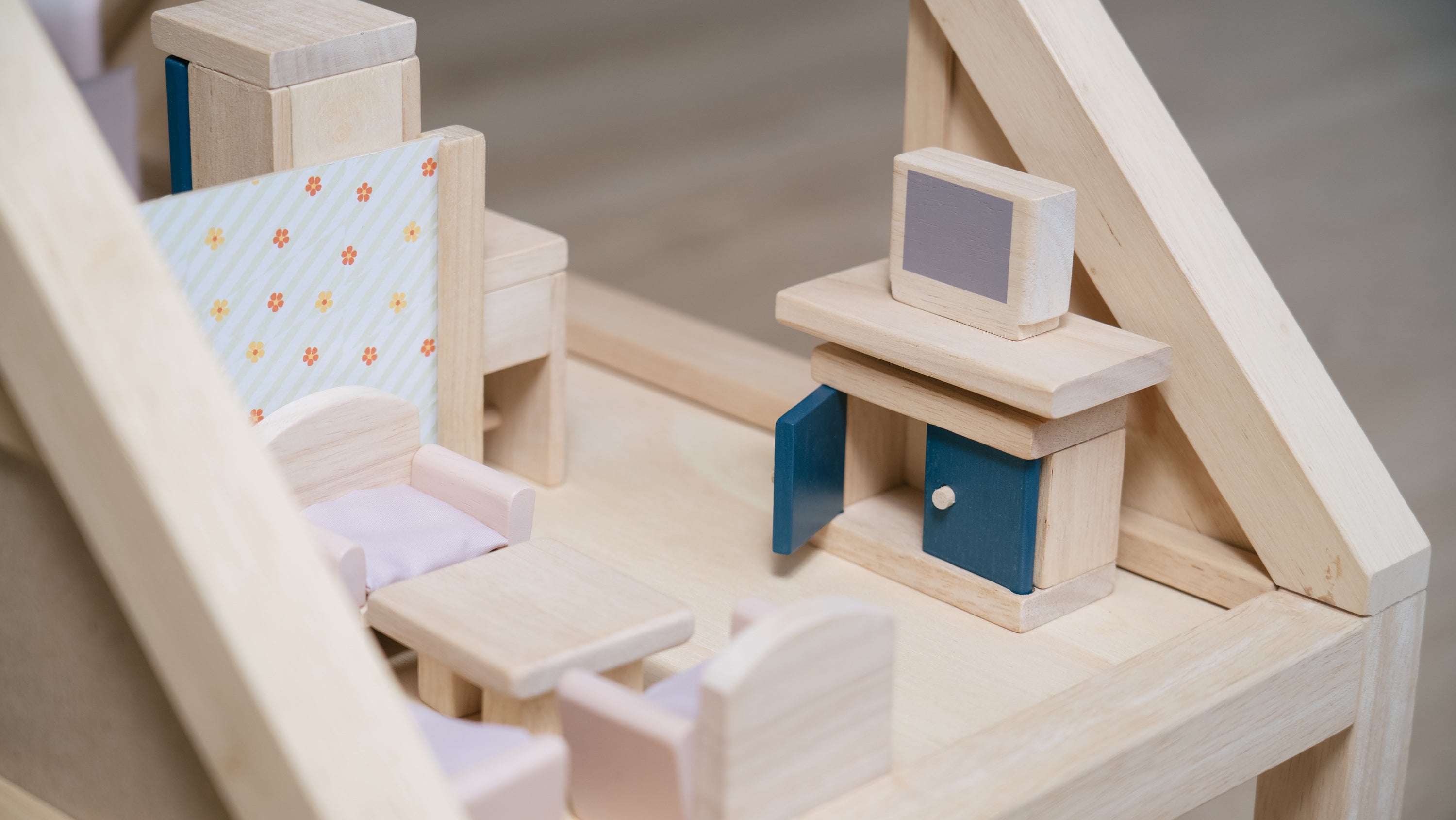 PlanToys - Living Room - Orchard - PlanToys - littleyoyo.ca