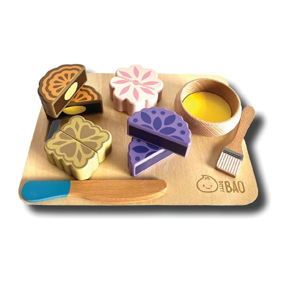 Bitty Bao - Wooden Mooncake Toy