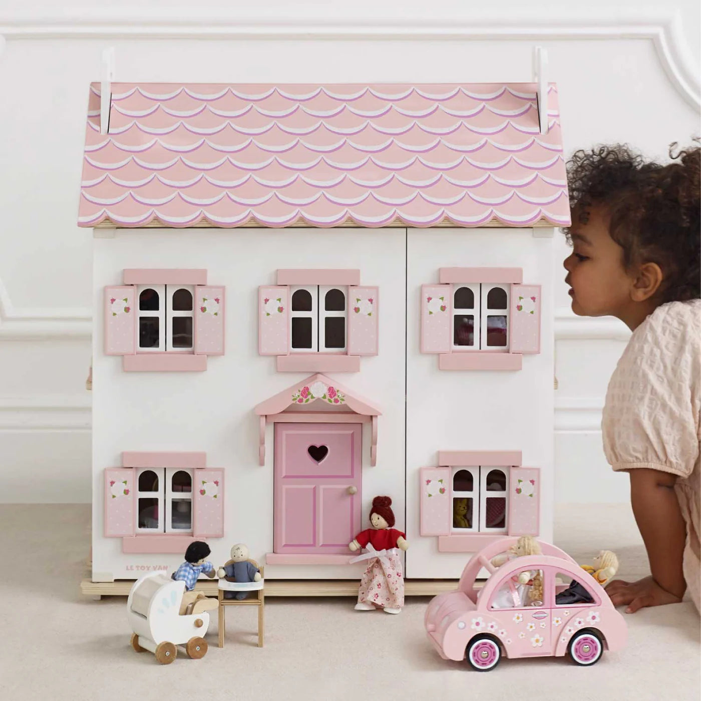 Le Toy Van - Sophie's Wooden Dollhouse