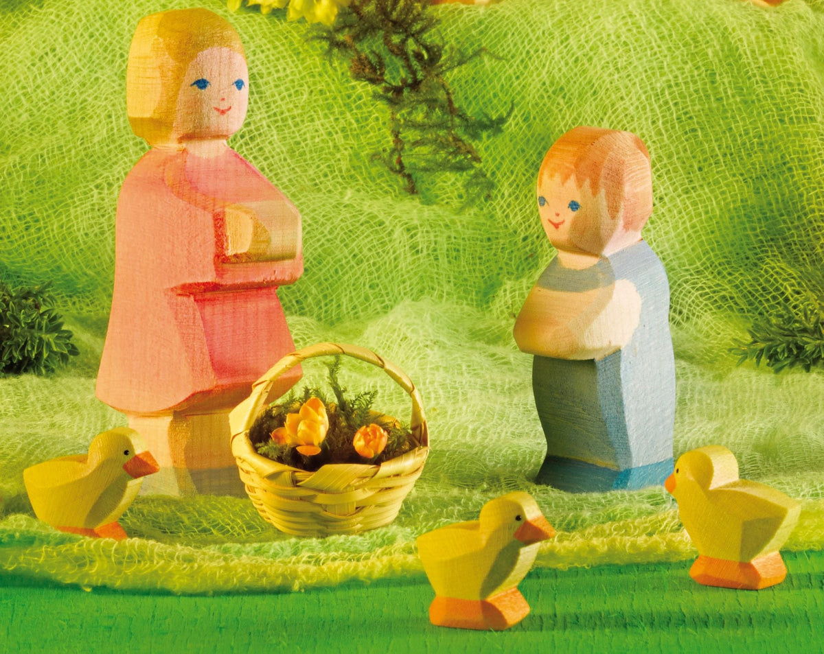 Ostheimer Chick light play scene