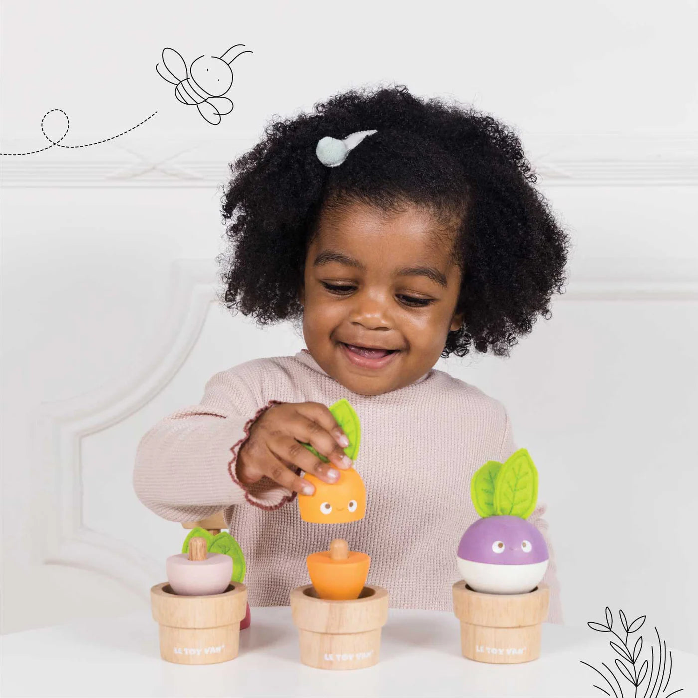 Le Toy Van - Stacking Wooden Veggies - Le Toy Van - littleyoyo.ca