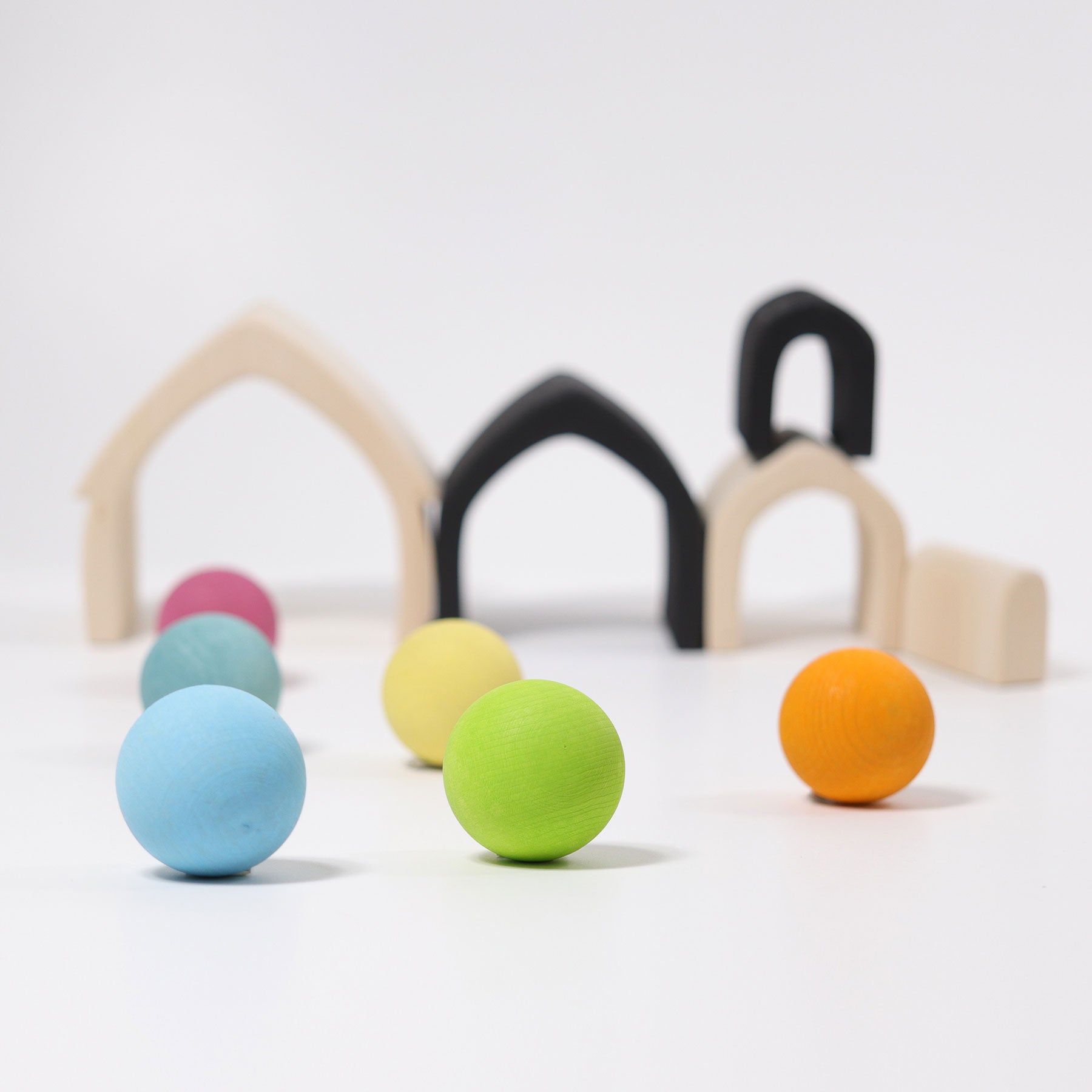 Grimm's - House - Monochrome - Grimm's - littleyoyo.ca