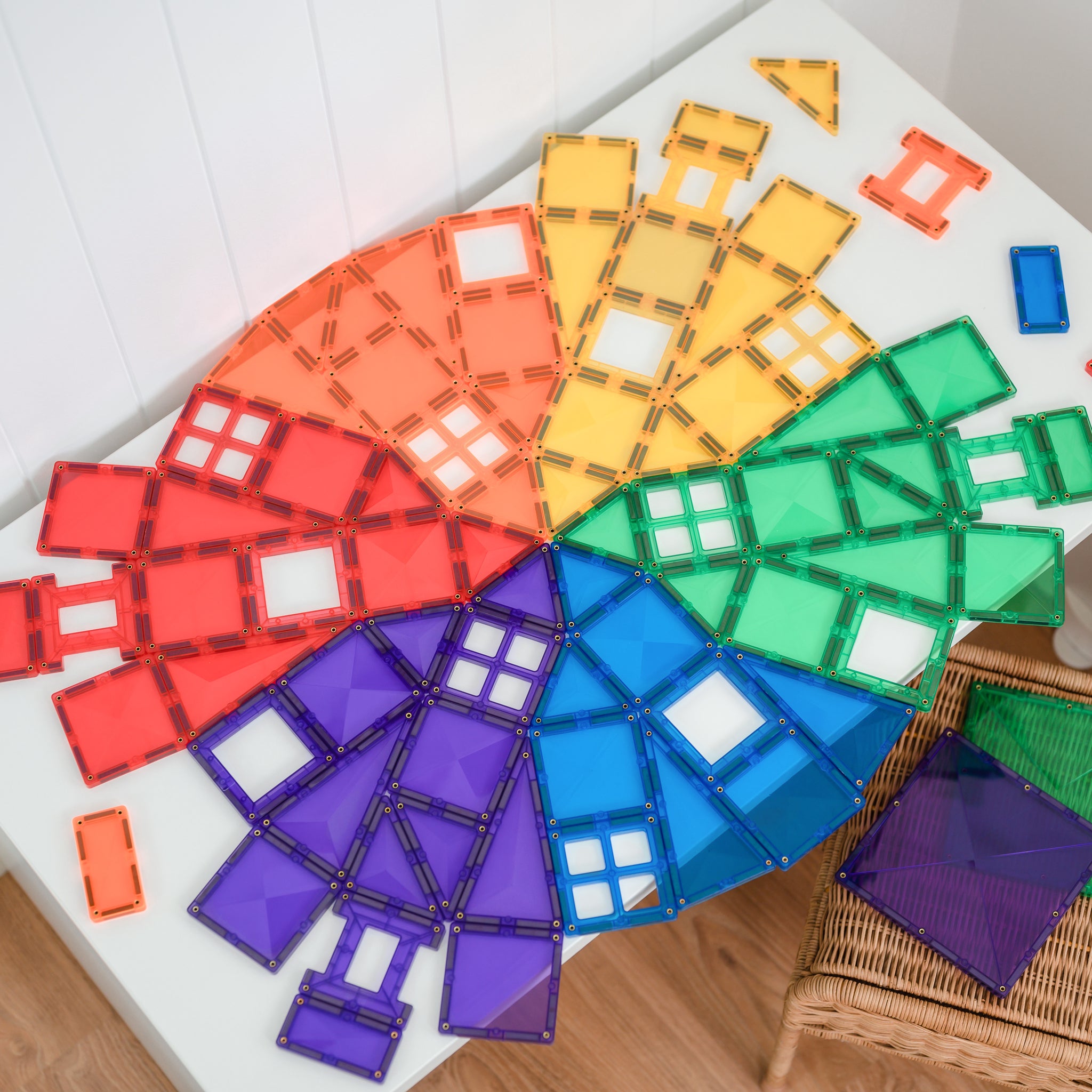 Connetix - 102 Piece Rainbow Creative Pack Magnetic Tiles