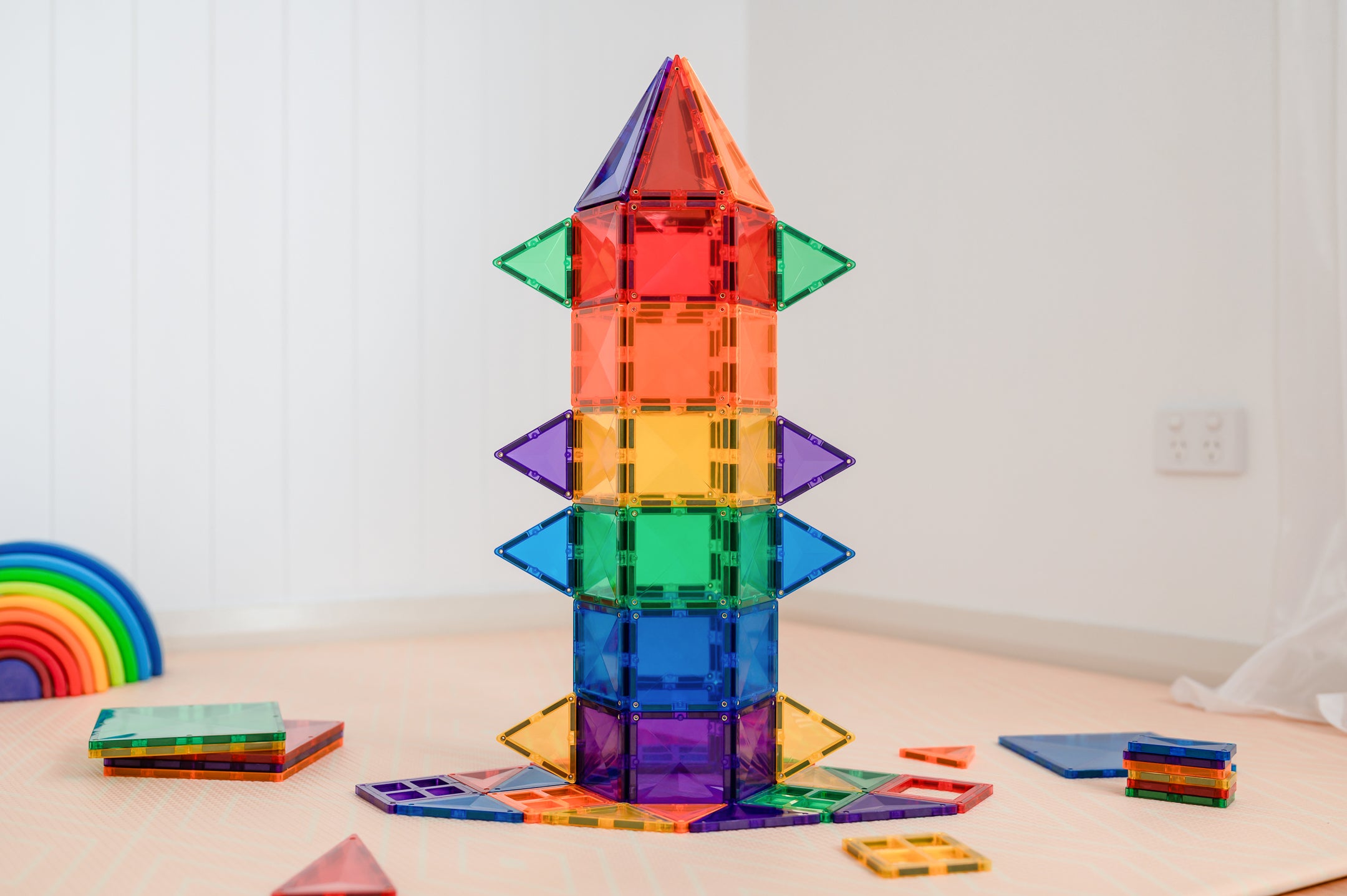 Connetix - 102 Piece Rainbow Creative Pack Magnetic Tiles