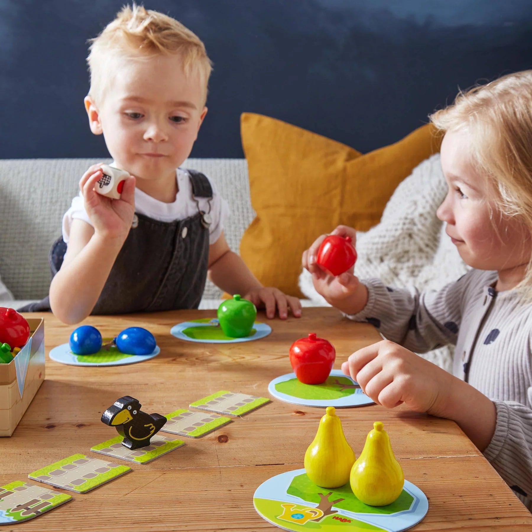 HABA - My Very First Games - First Orchard - HABA - littleyoyo.ca