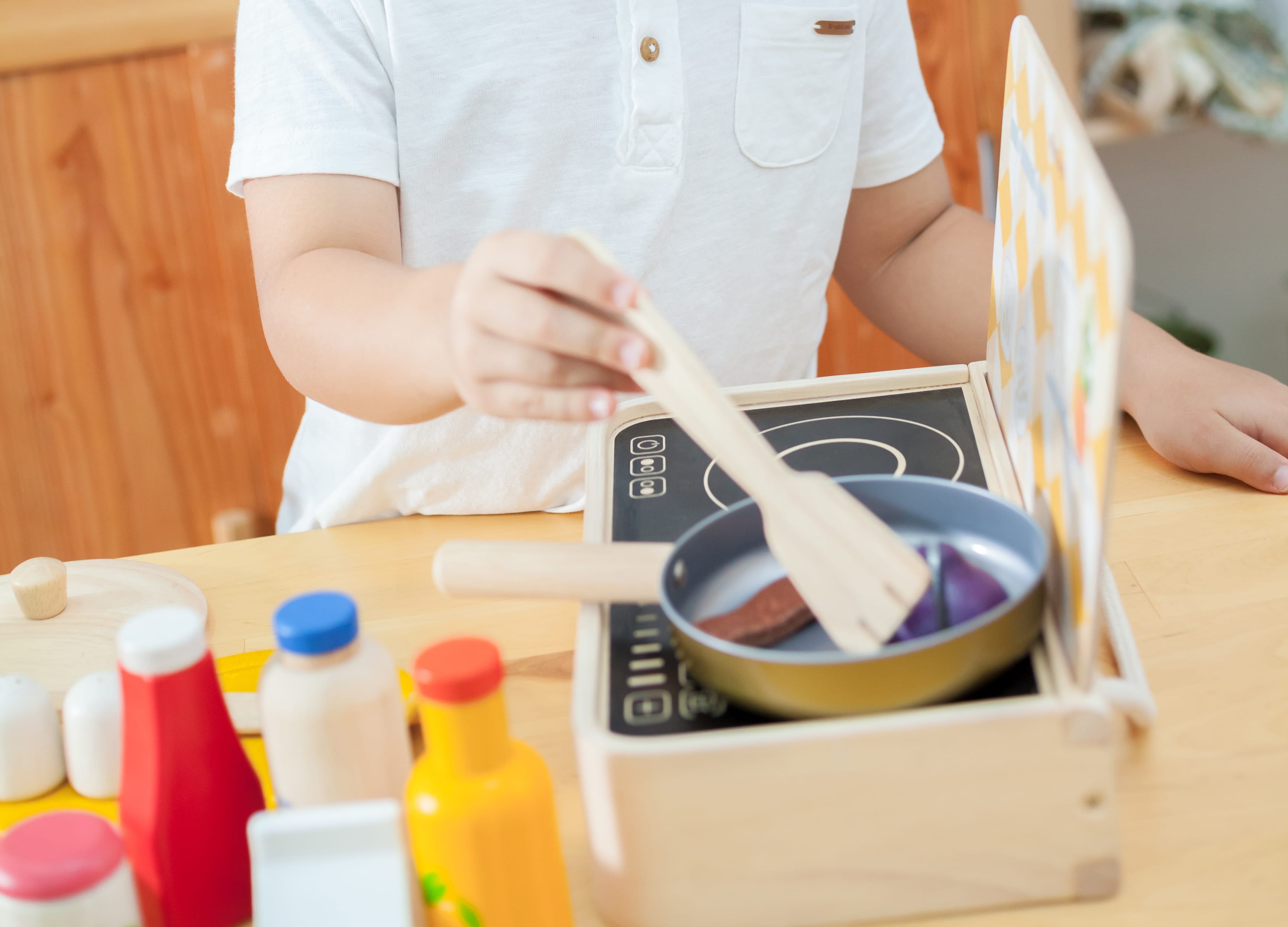 PlanToys - Cooking Utensils - PlanToys - littleyoyo.ca