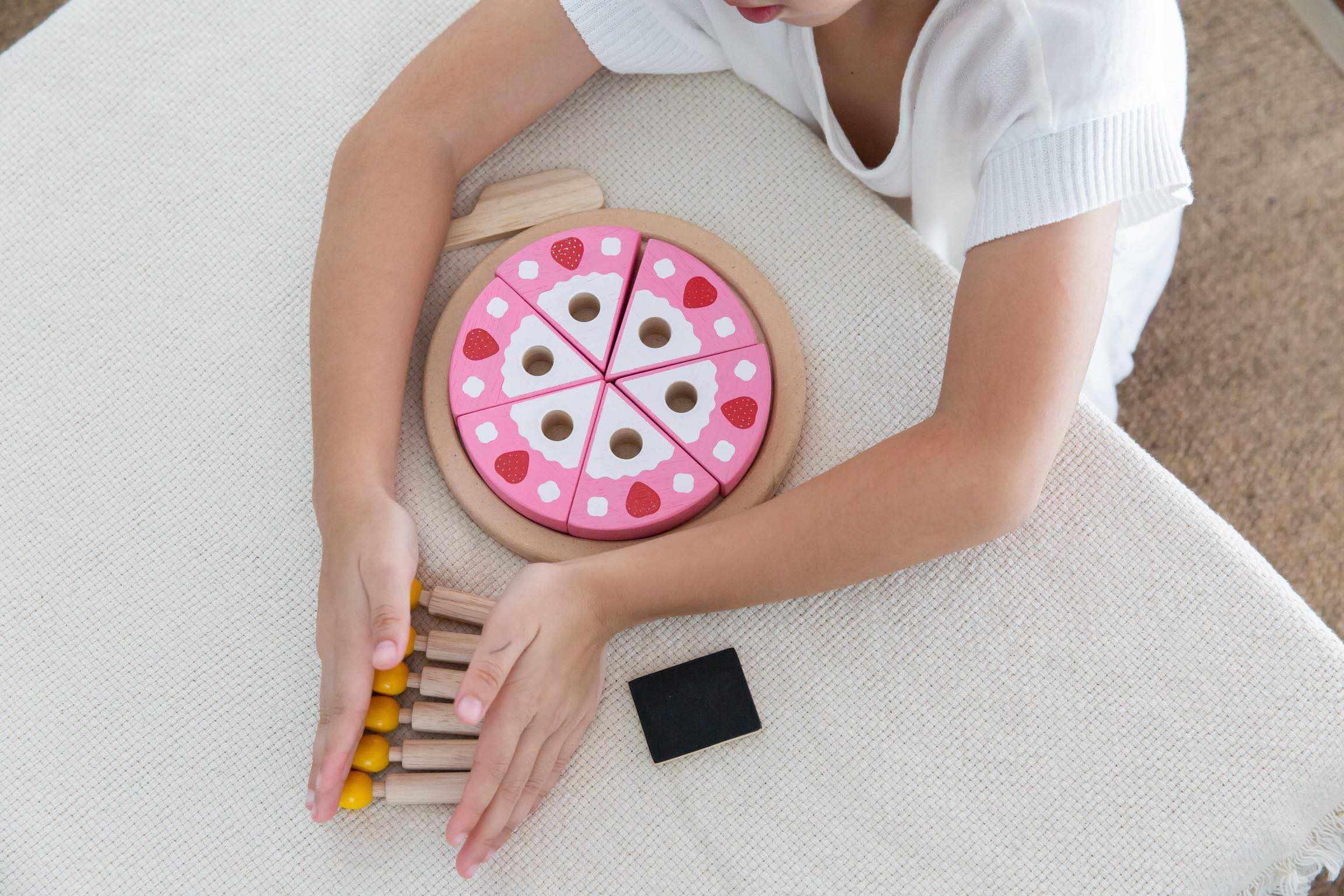 PlanToys - Birthday Cake Set - PlanToys - littleyoyo.ca