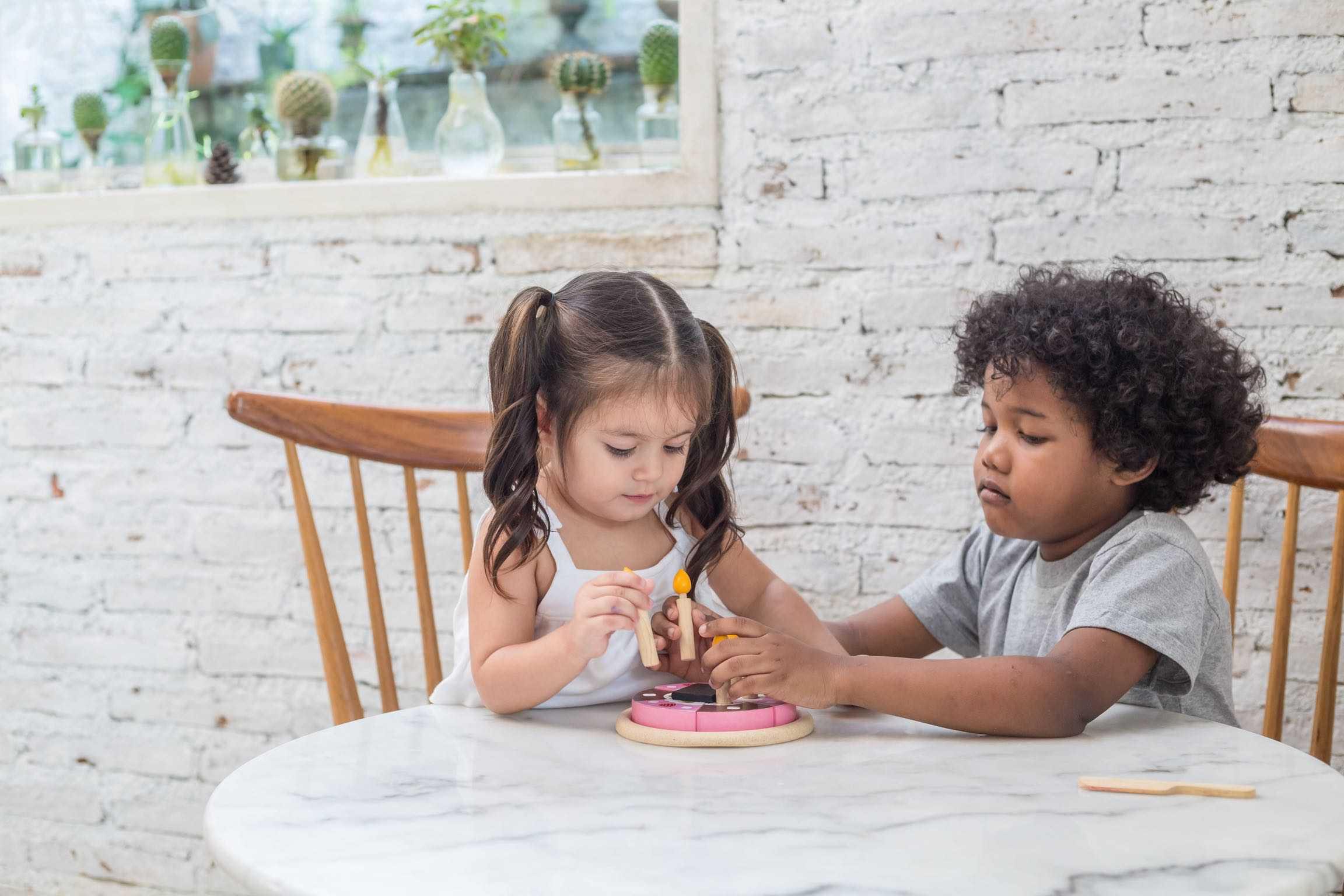 PlanToys - Birthday Cake Set - PlanToys - littleyoyo.ca