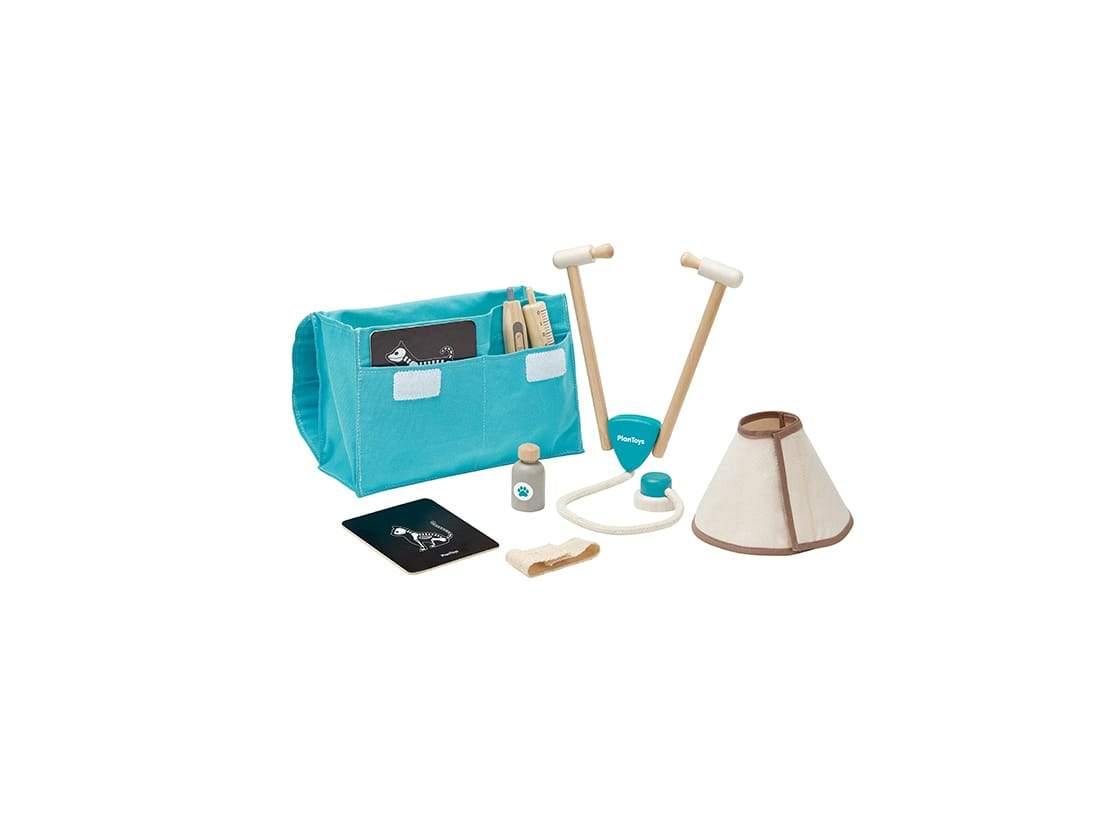 PlanToys - Vet Set - PlanToys - littleyoyo.ca