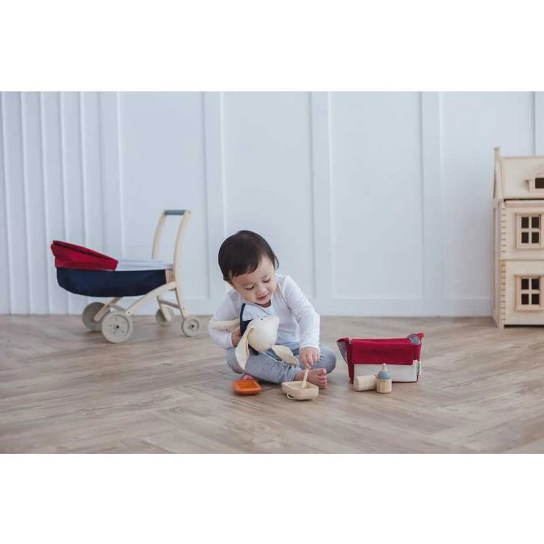 PlanToys - Doll Feeding Set - PlanToys - littleyoyo.ca