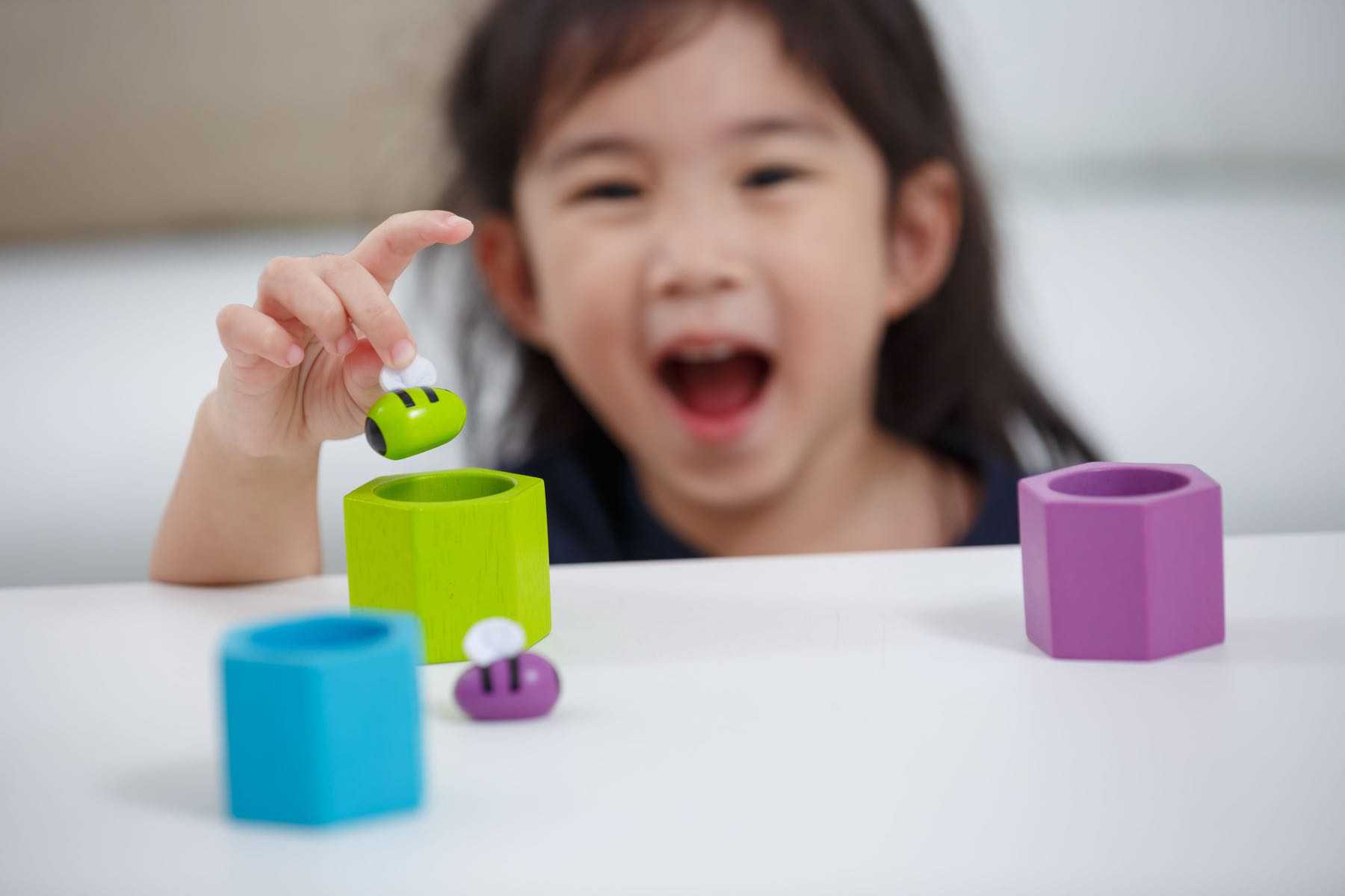 PlanToys - Beehives - Classic - PlanToys - littleyoyo.ca