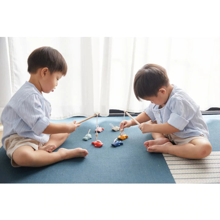 PlanToys - Fishing Game - PlanToys - littleyoyo.ca