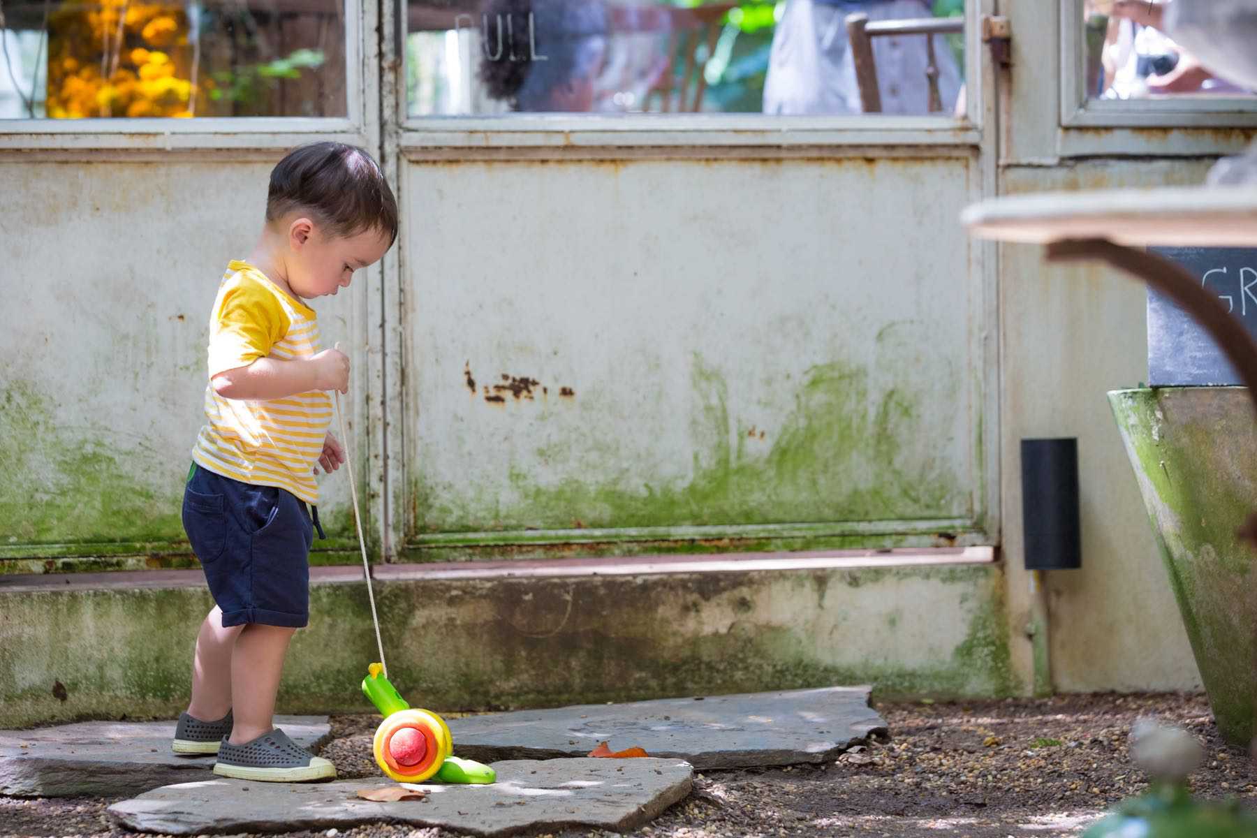 PlanToys - Pull Along Snail - Classic - PlanToys - littleyoyo.ca