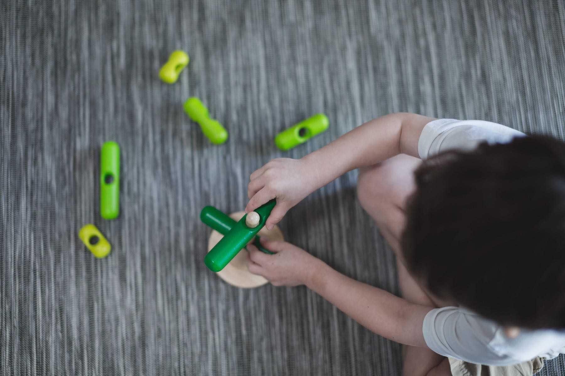 PlanToys - Stacking Tree - PlanToys - littleyoyo.ca